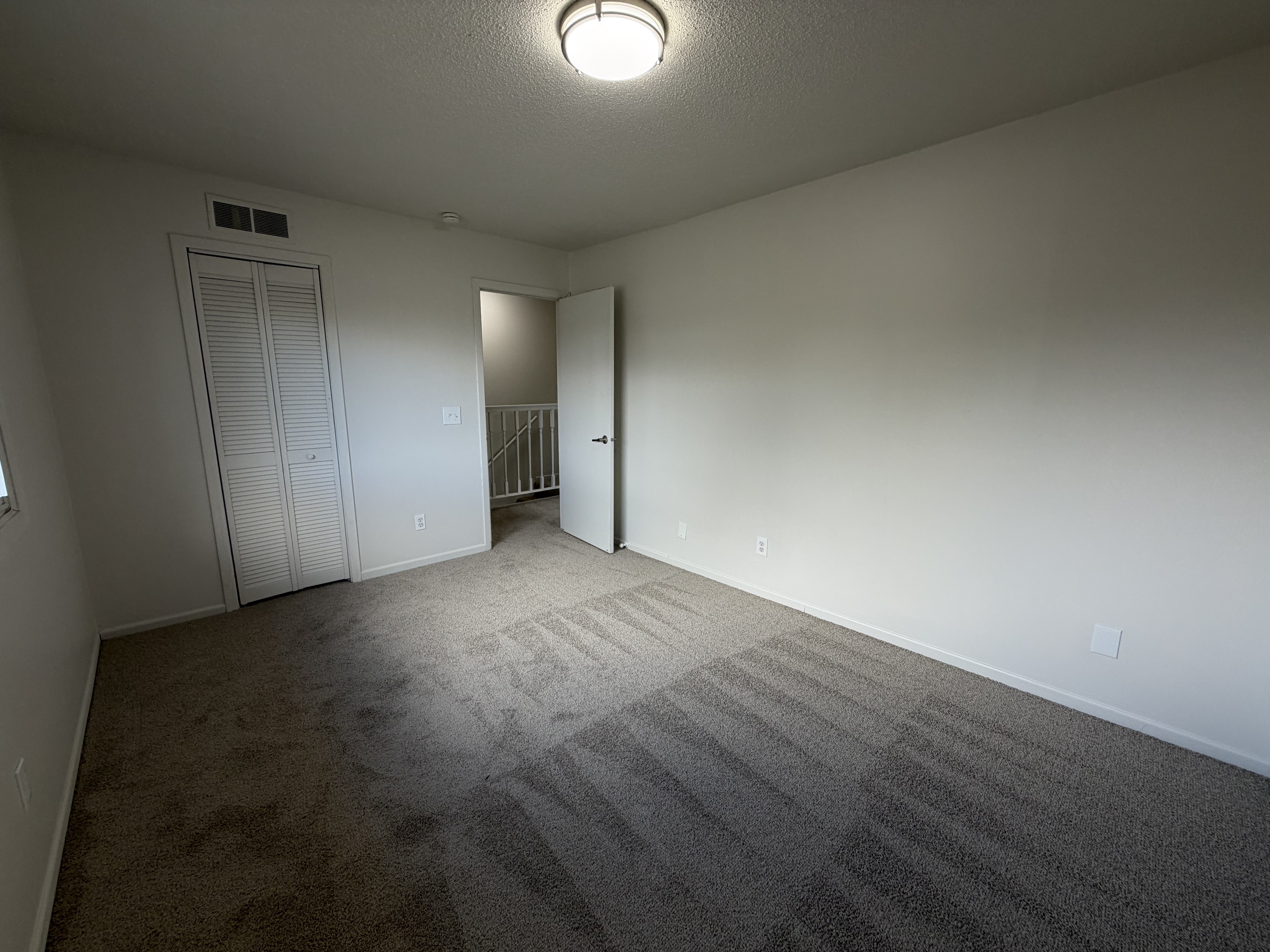 Photo 9 of 19 of 6403 83rd Ct N, Brooklyn Park, MN