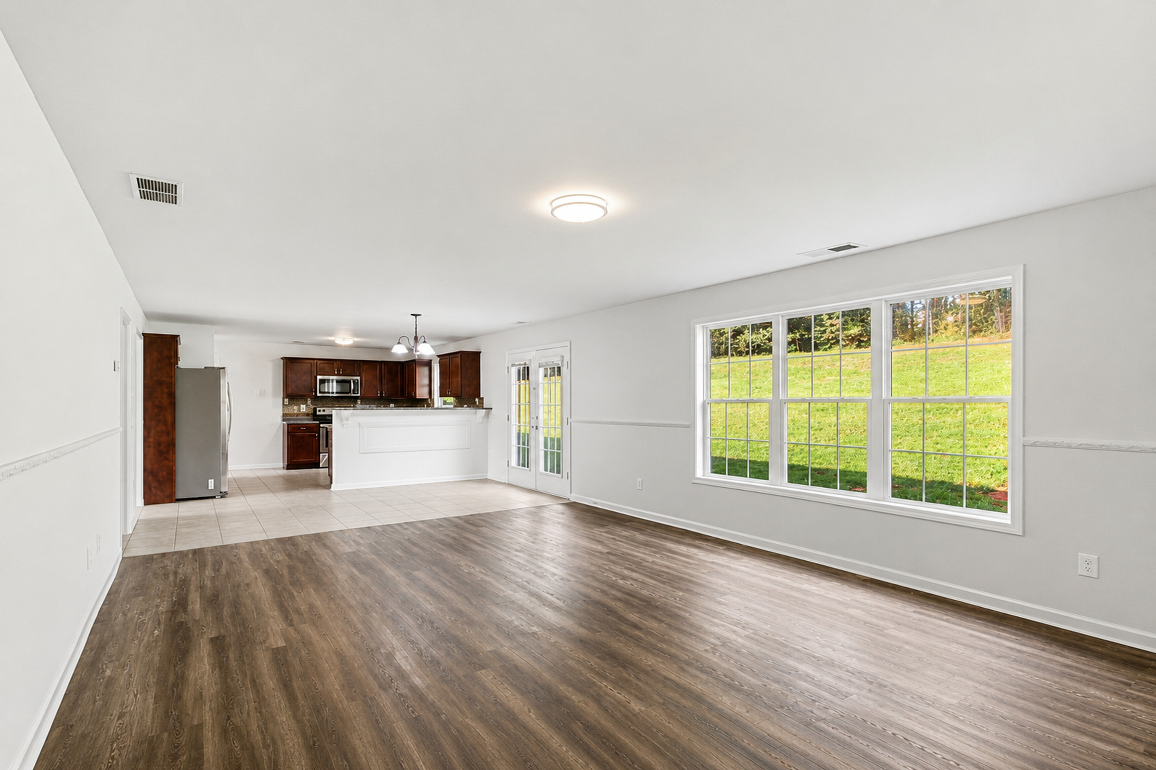 Photo 7 of 41 of 225 Avonlea Dr, Covington, GA