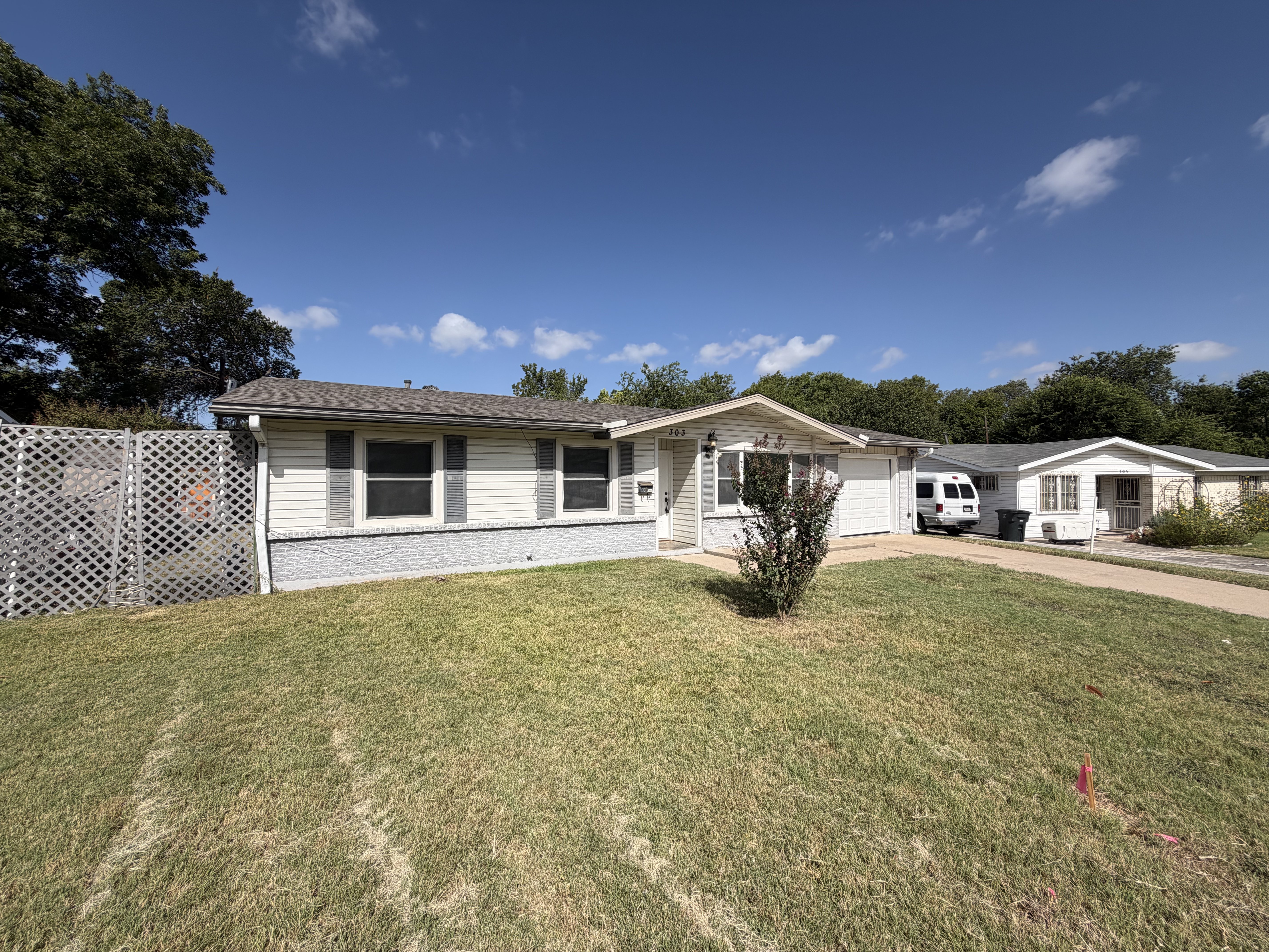 Photo 13 of 16 of 303 Currie Ave, Killeen, TX