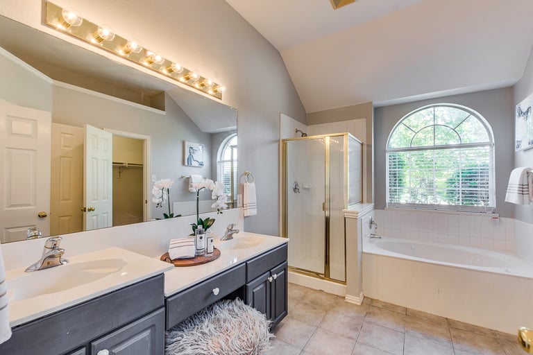 Photo 21 of 33 - 1710 Barton Springs Ct, Allen, TX 75002