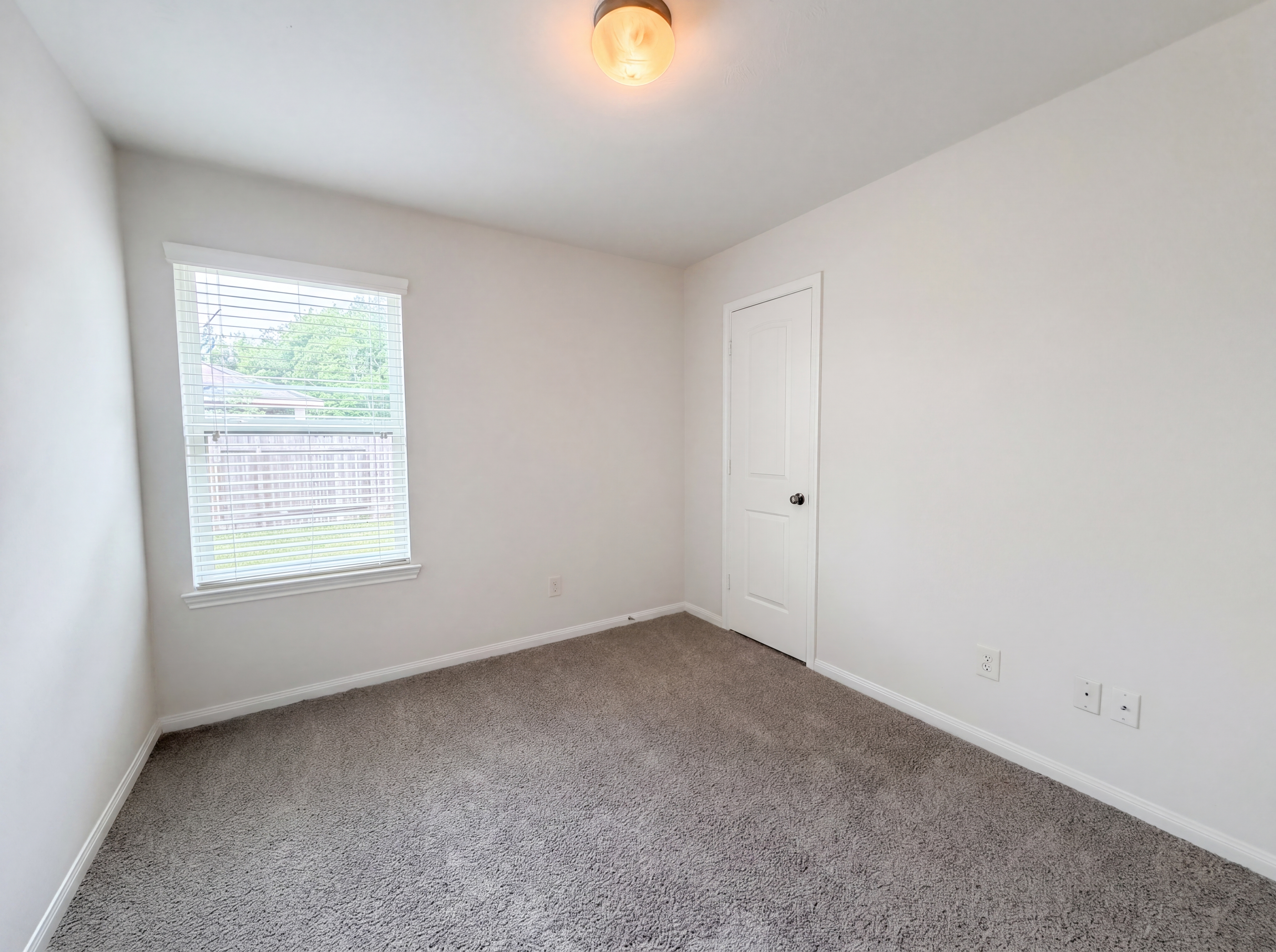 Photo 12 of 21 of 21469 Hunter Hart Dr, Porter, TX
