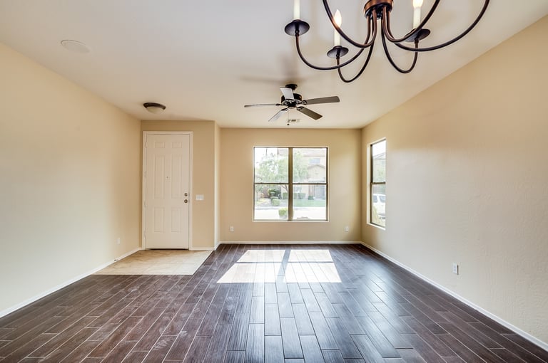 Photo 2 of 26 - 3808 S 99th Dr, Tolleson, AZ 85353