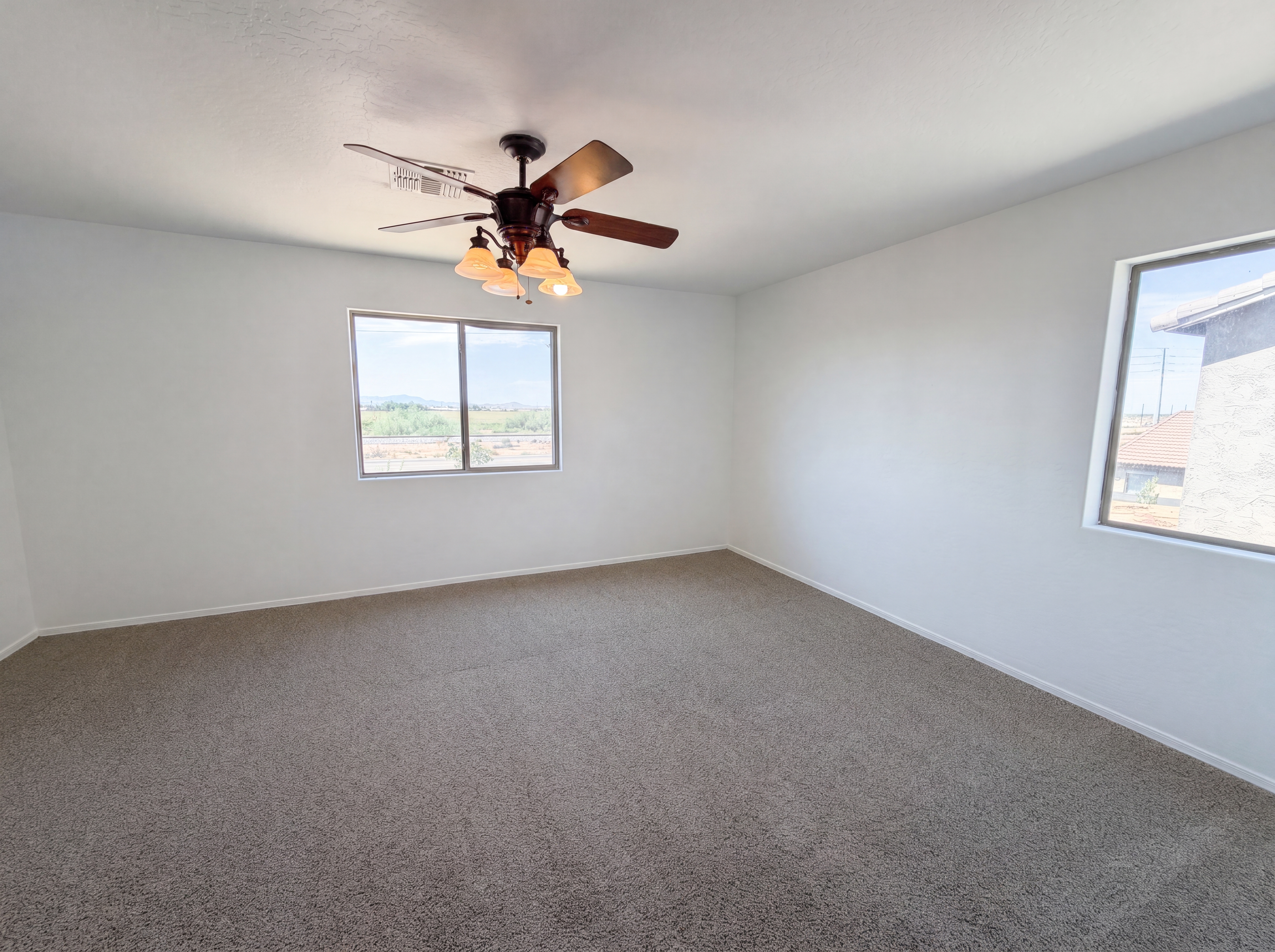 Photo 4 of 29 of 25779 W Satellite Ln, Buckeye, AZ