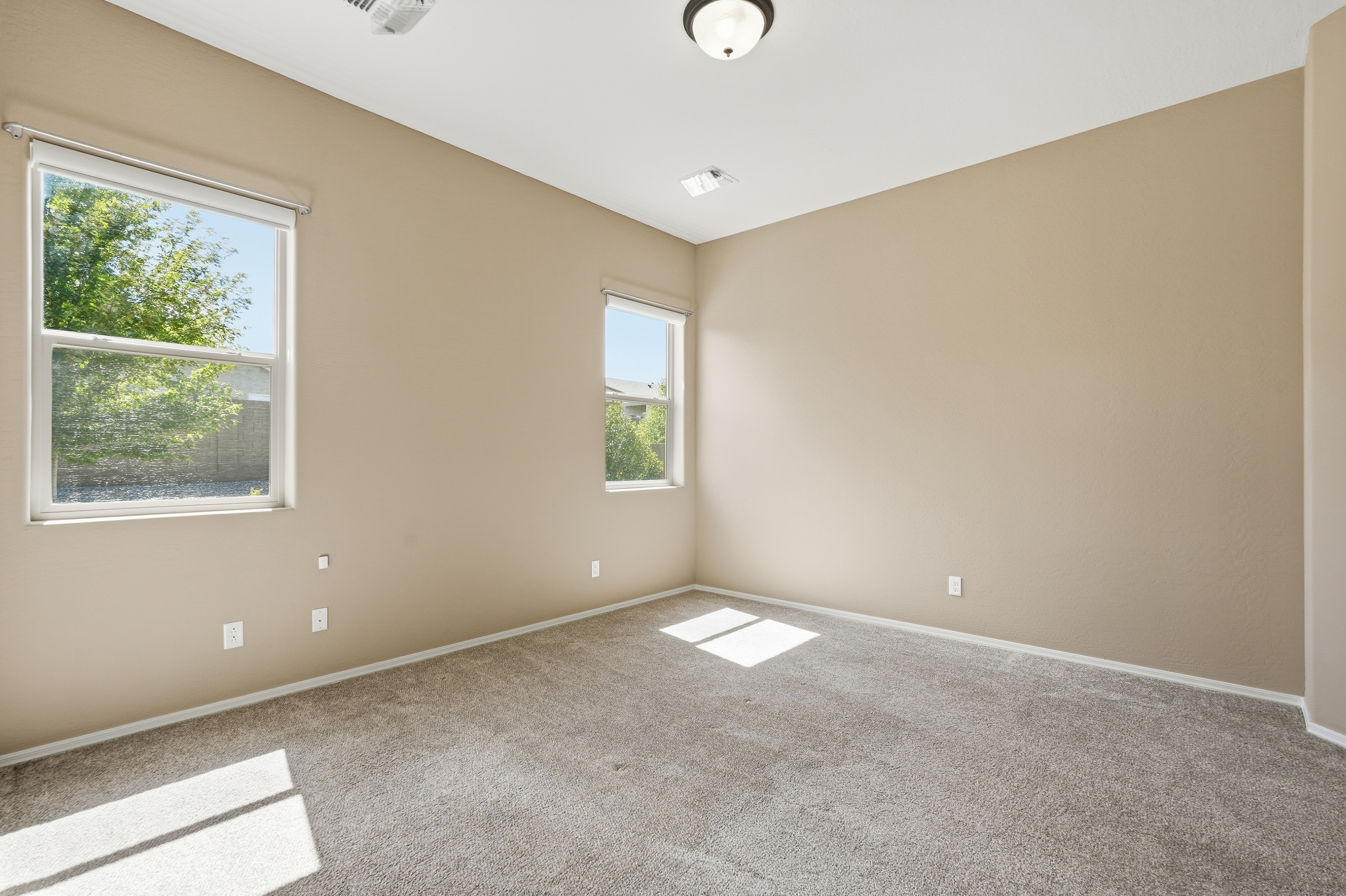 Photo 4 of 23 of 6167 E Livingston Loop, Prescott Valley, AZ