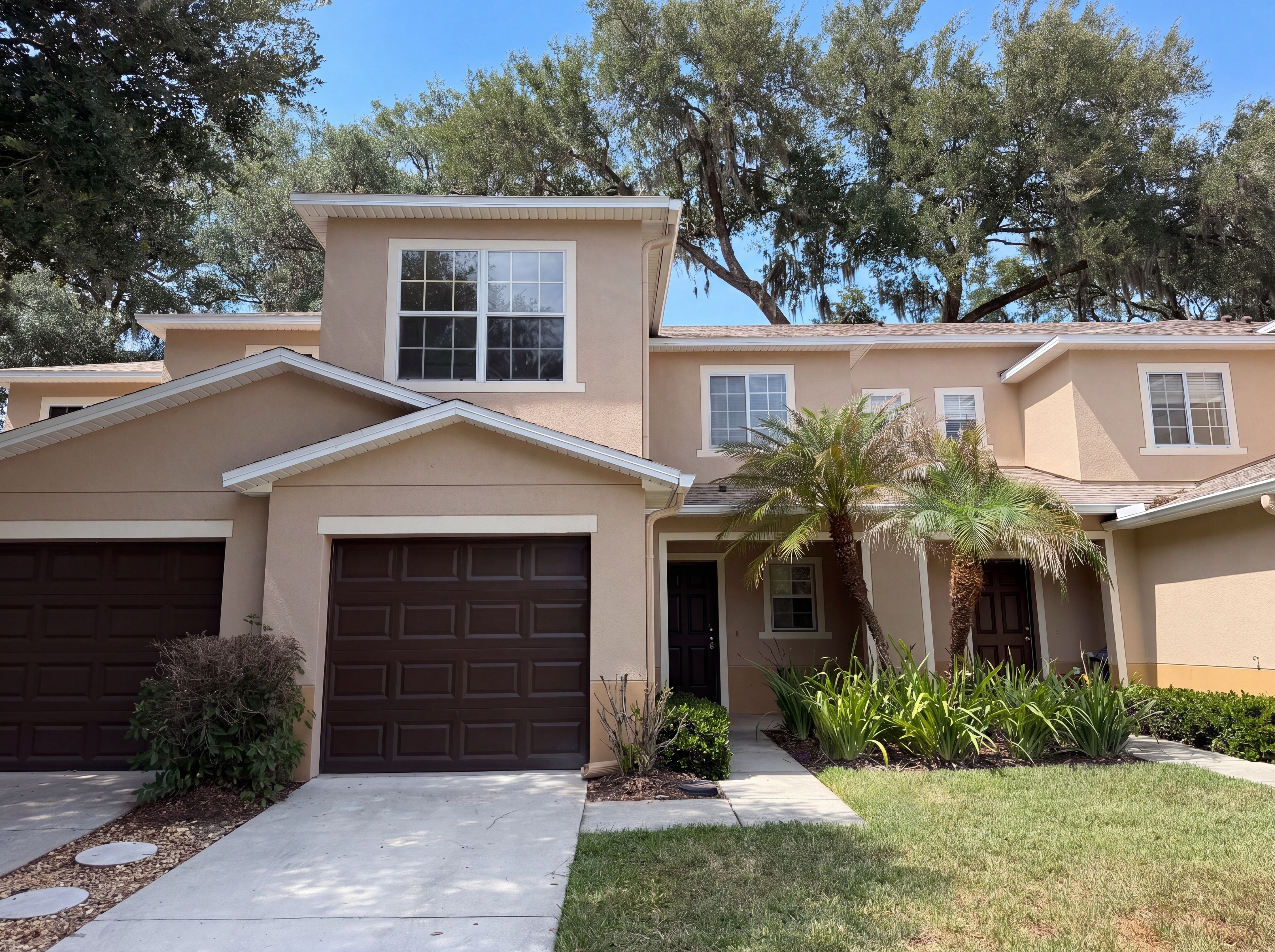 Photo 21 of 26 of 2972 Royal Tuscan Ln, Valrico, FL