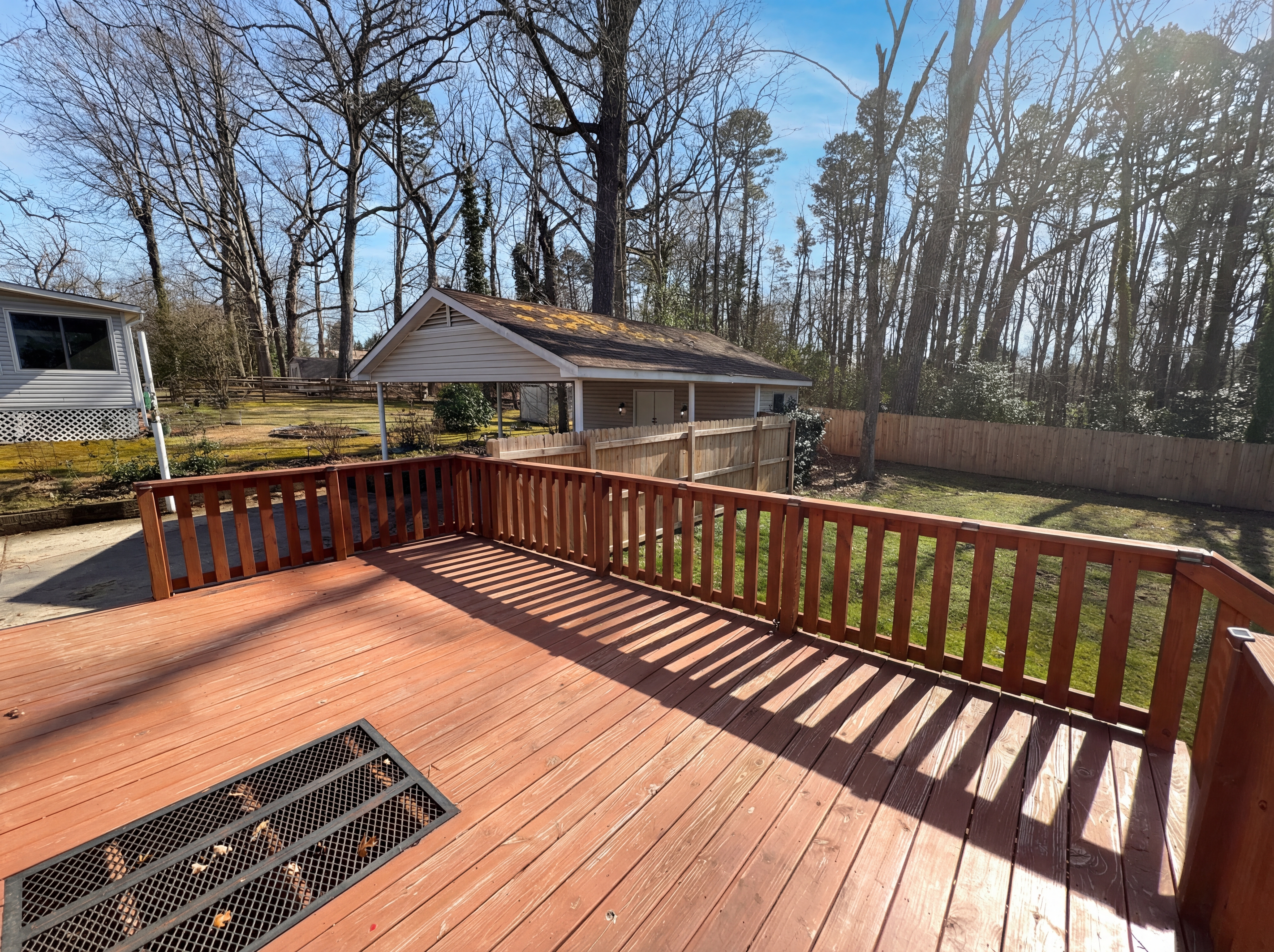 Photo 28 of 31 of 7700 Meadowdale Ln, Charlotte, NC