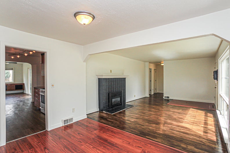 Property photo 3 of 6426 S G St
