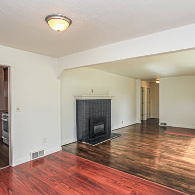 Property photo 3 of 6426 S G St