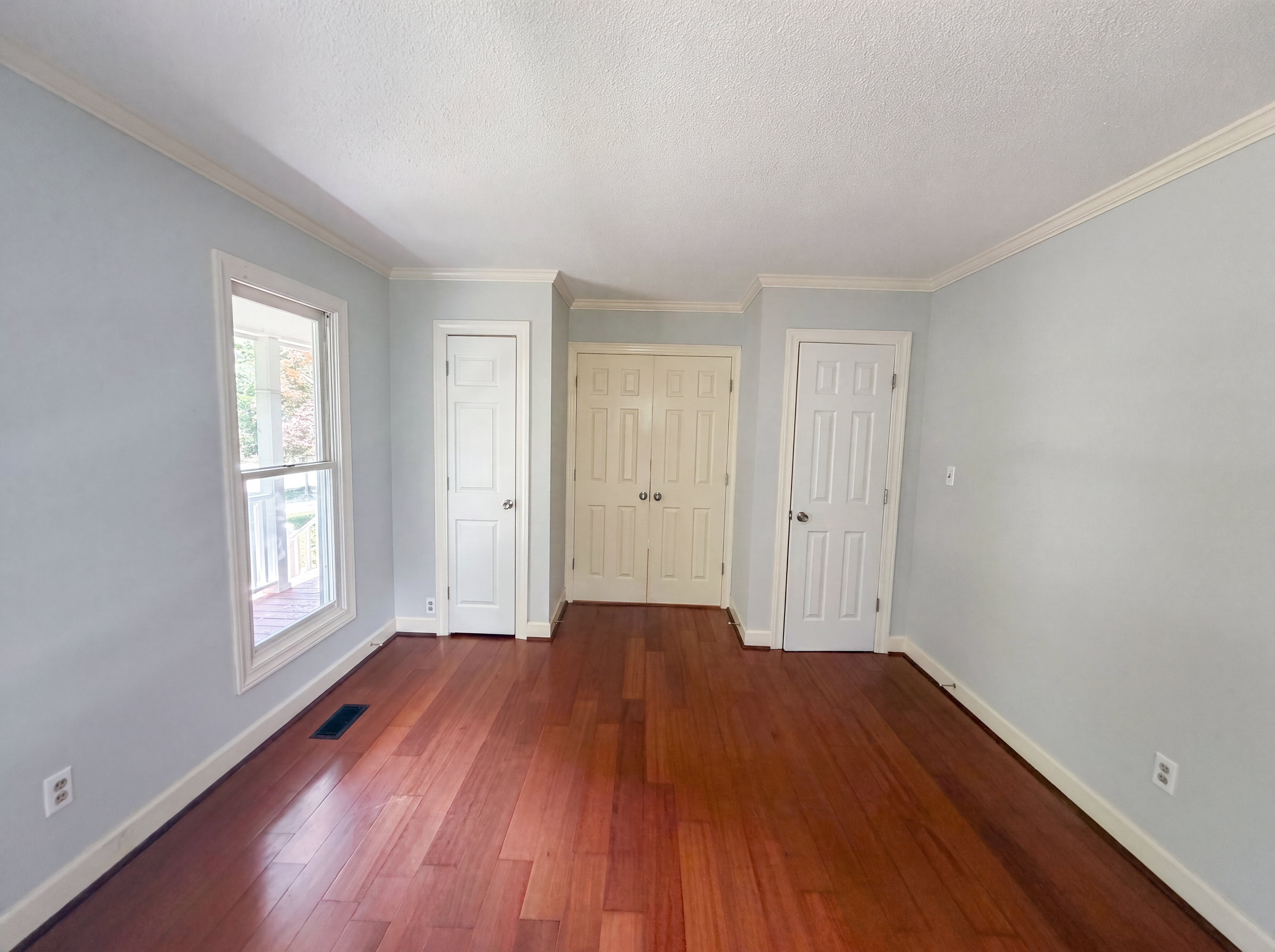 Photo 5 of 22 of 102 Carmel Ct, Cary, NC