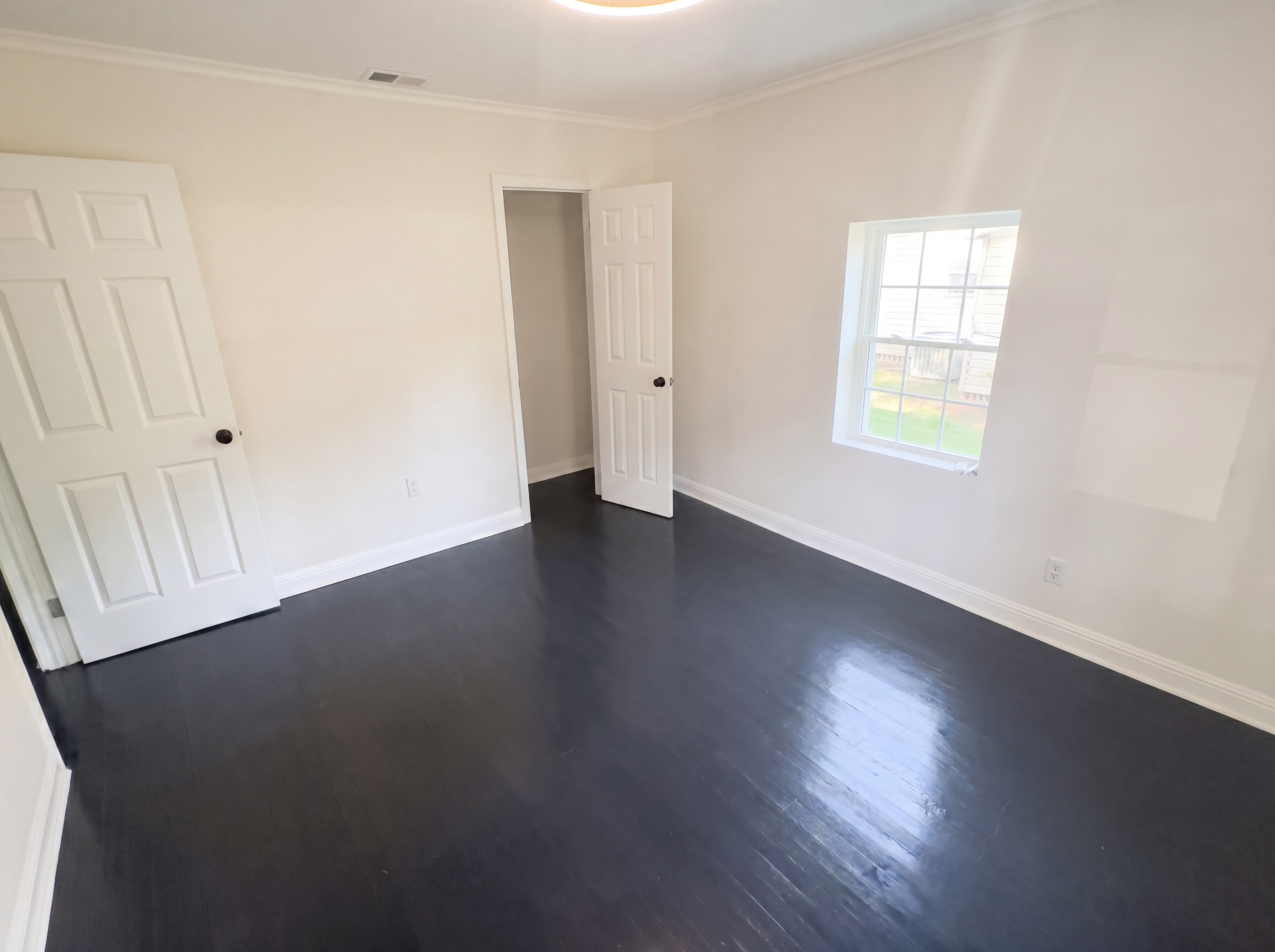 Photo 10 of 21 of 601 Community Dr, Waycross, GA
