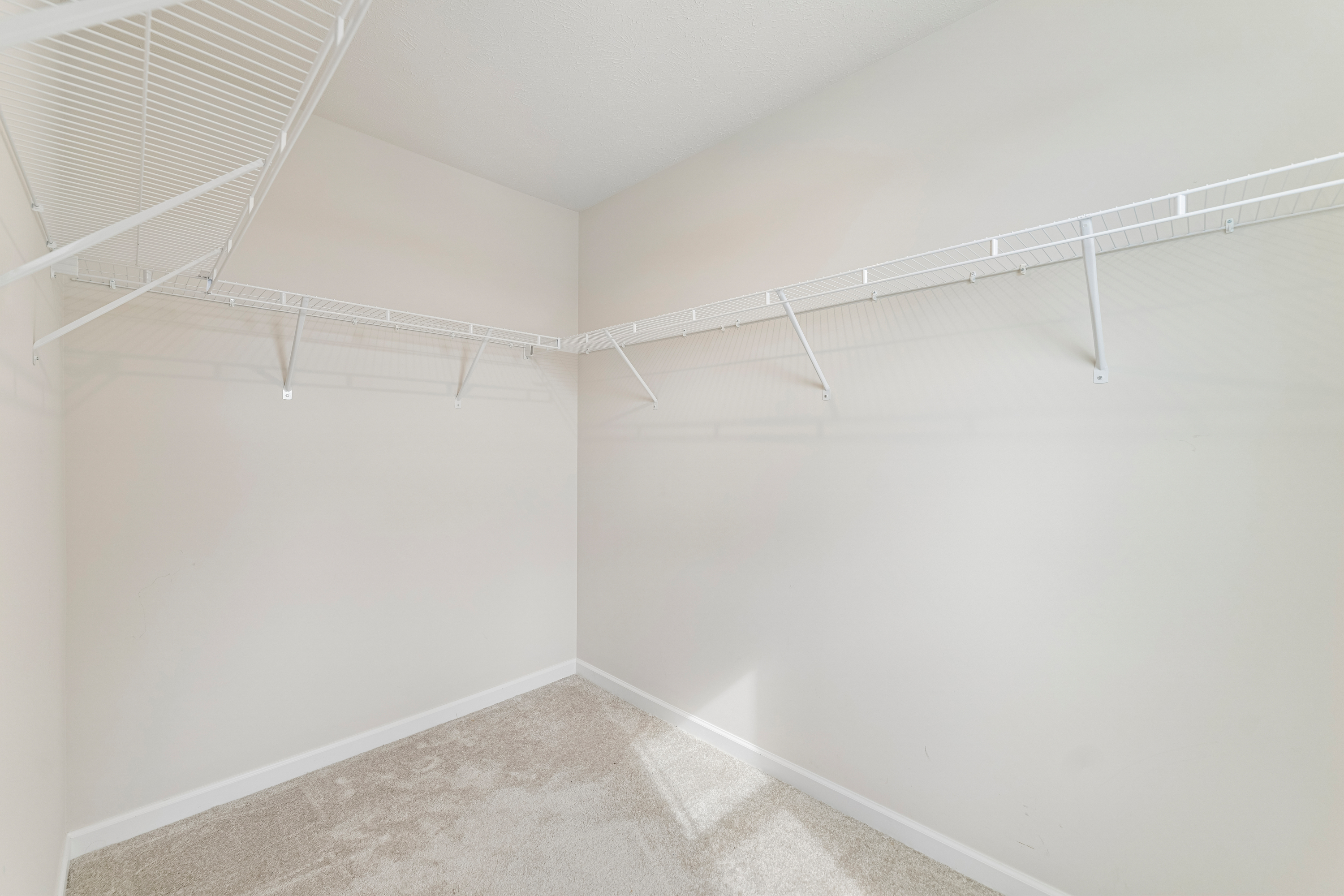 Photo 30 of 47 of 4483 Bellow Dr, Lorain, OH