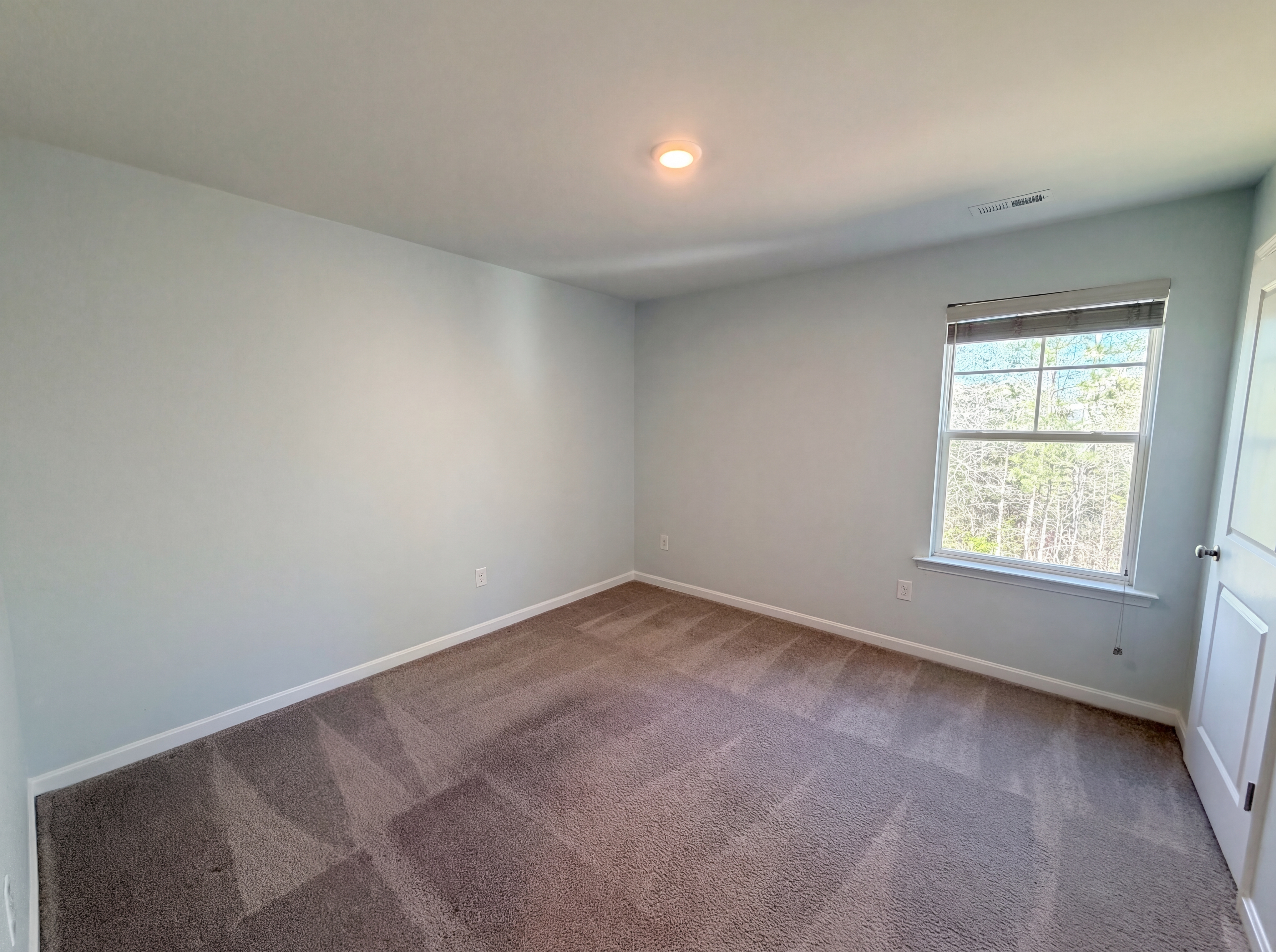 Photo 7 of 22 of 6454 Faulkner Dr, North Chesterfield, VA