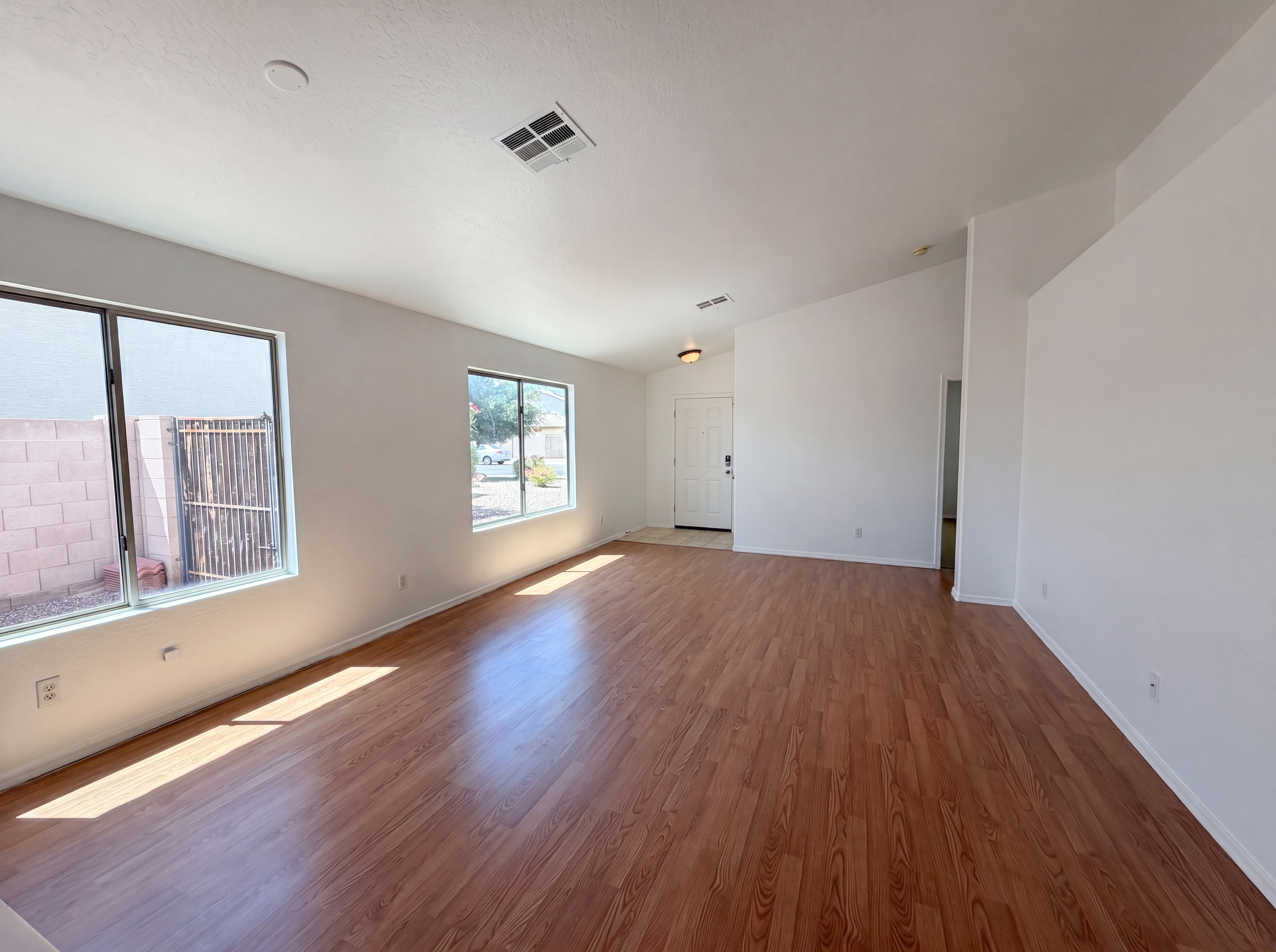 Photo 21 of 27 of 15861 W Papago St, Goodyear, AZ