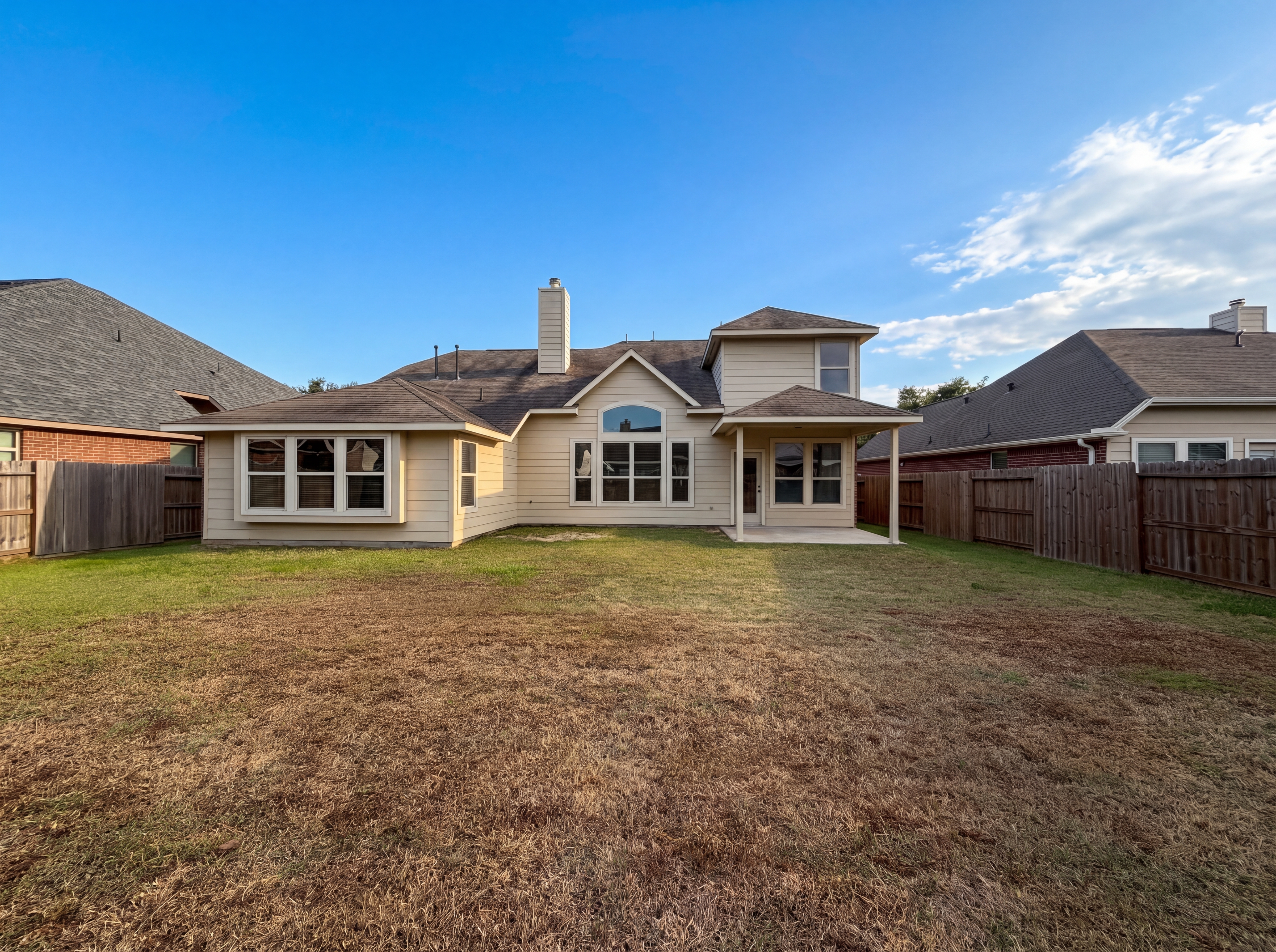 Photo 5 of 25 of 4710 Autumn Pine Ln, Houston, TX