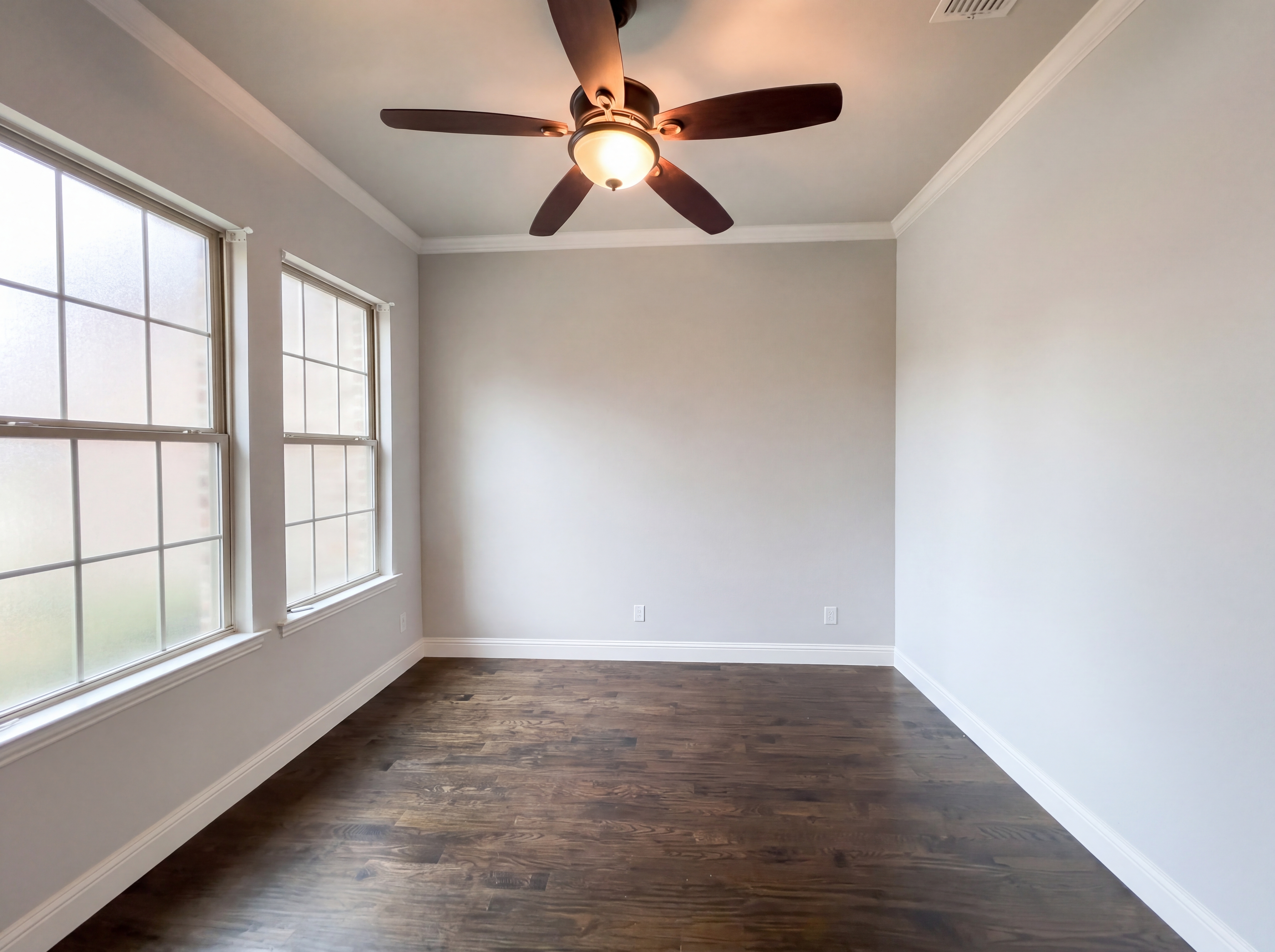 Photo 10 of 30 of 6452 Crystal Creek Dr, Frisco, TX