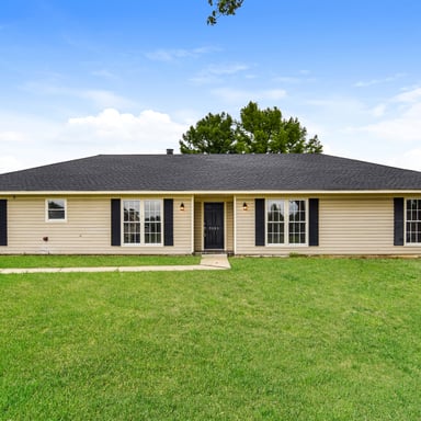 Property photo 1 of 7143 Knoll Loop