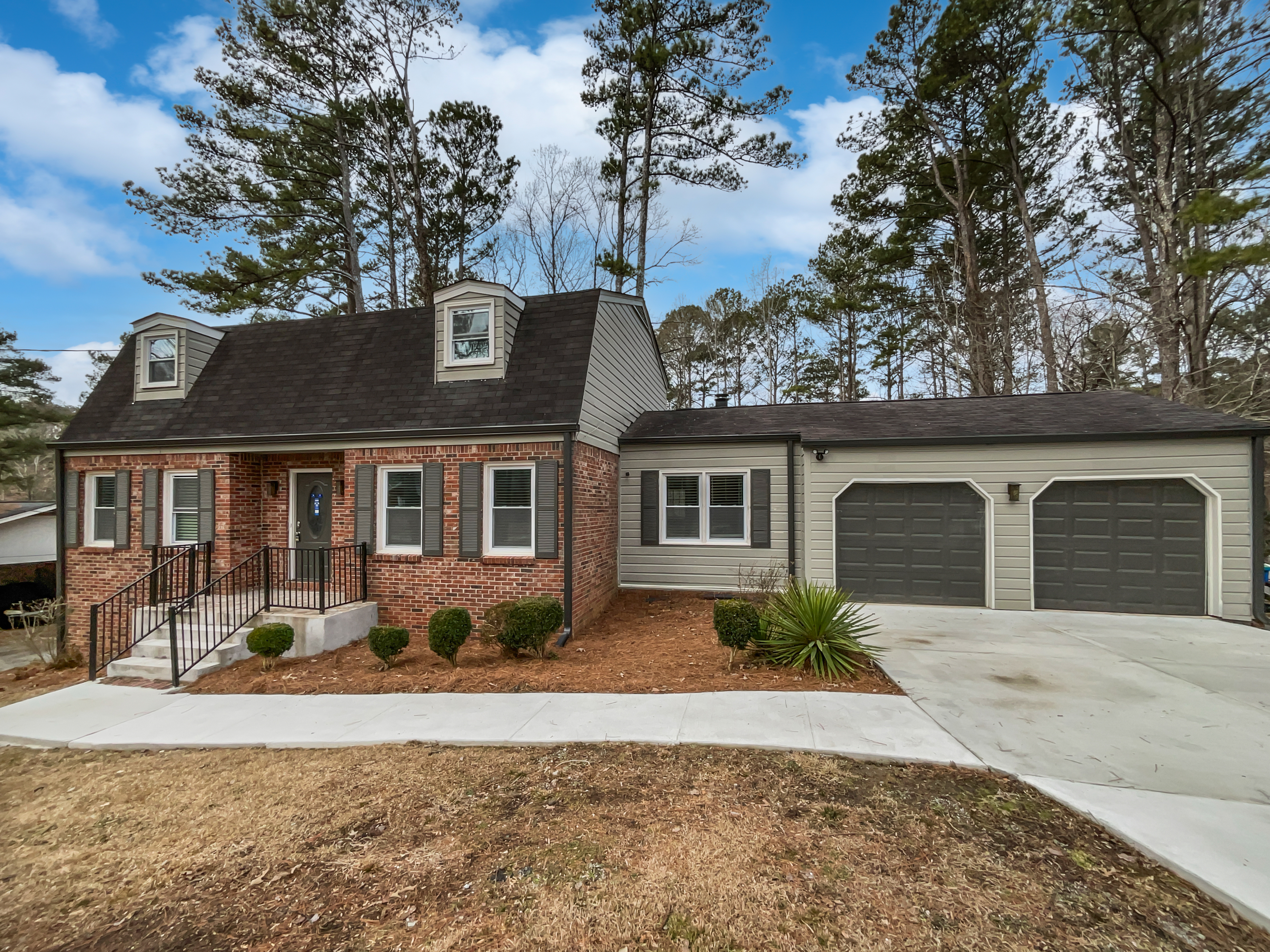 Photo 9 of 37 of 6390 E Stubbs Rd, Atlanta, GA