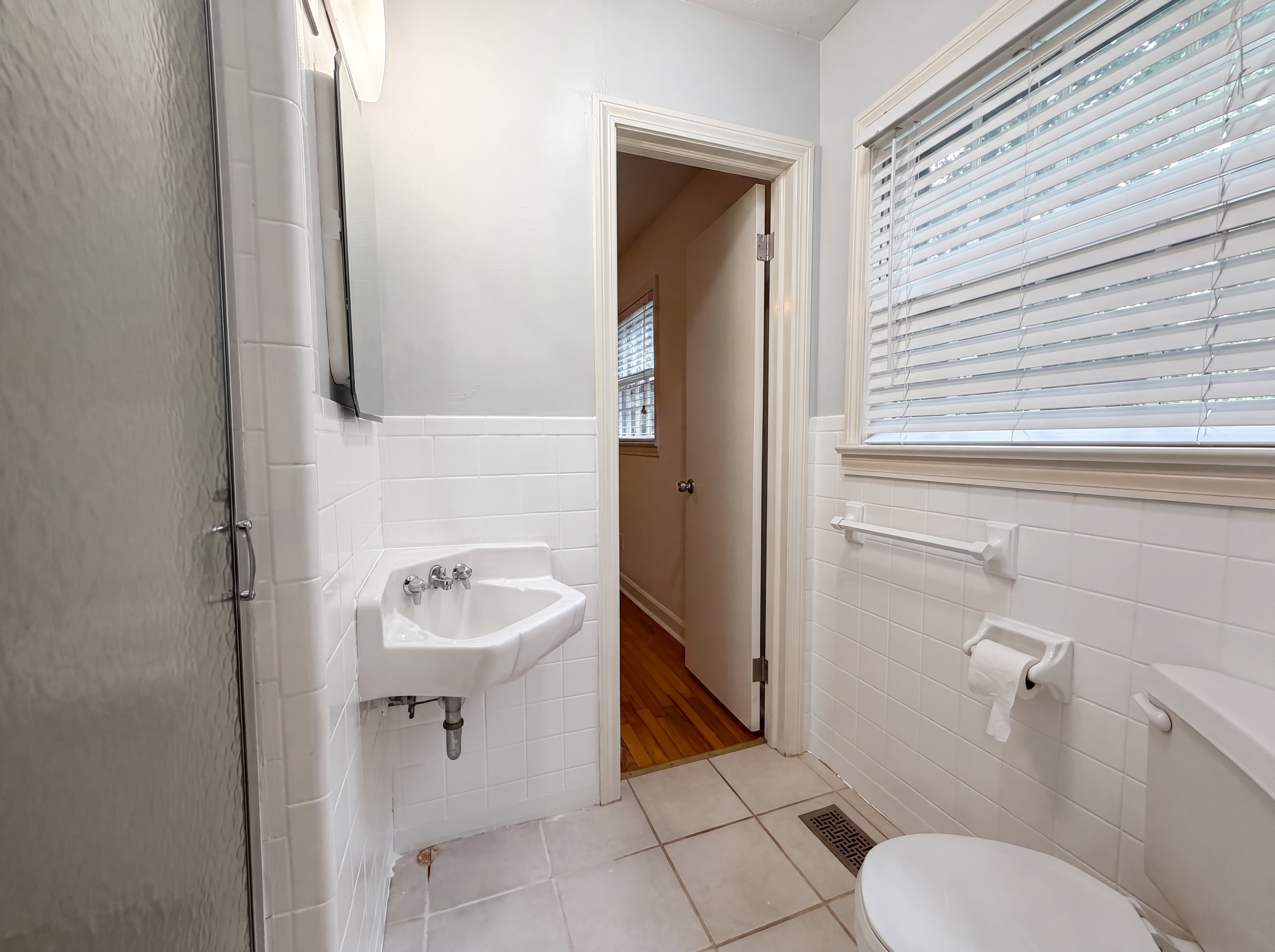 Photo 11 of 26 of 1309 Tohari Rd, Winston Salem, NC