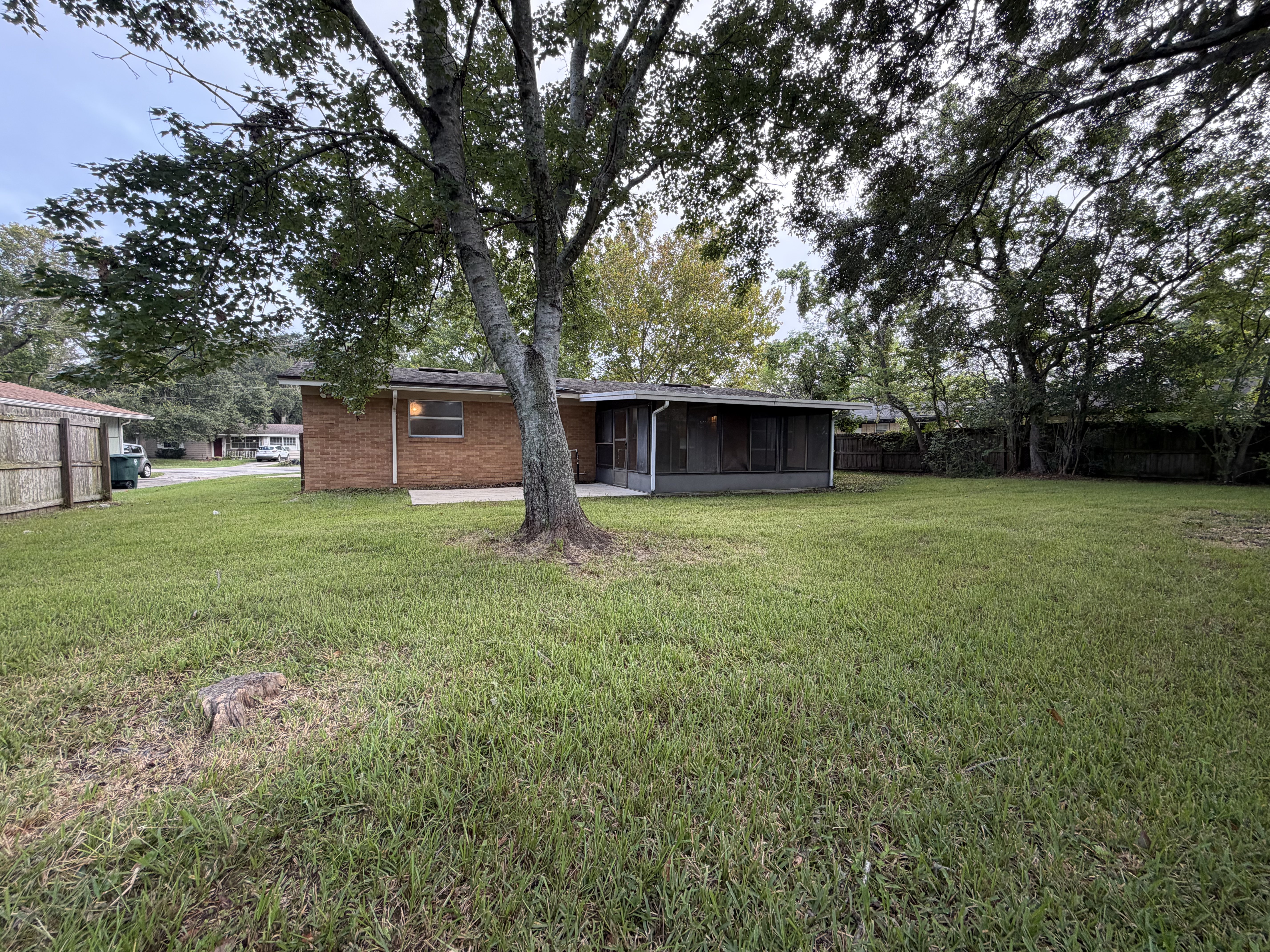 Photo 5 of 22 of 5082 San Clerc Rd, Jacksonville, FL