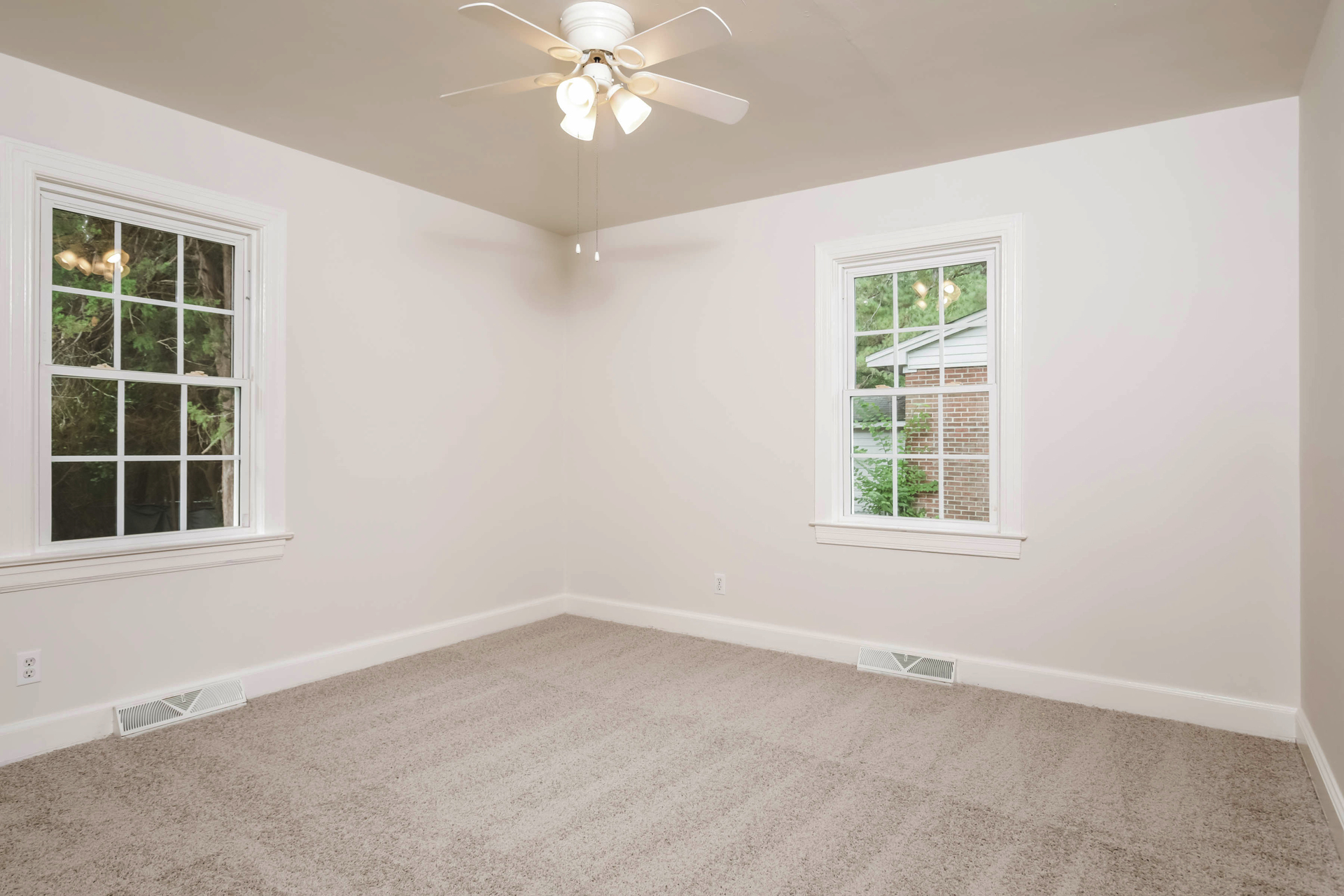 Photo 8 of 21 of 1117 Brownview Dr, Rocky Mount, NC