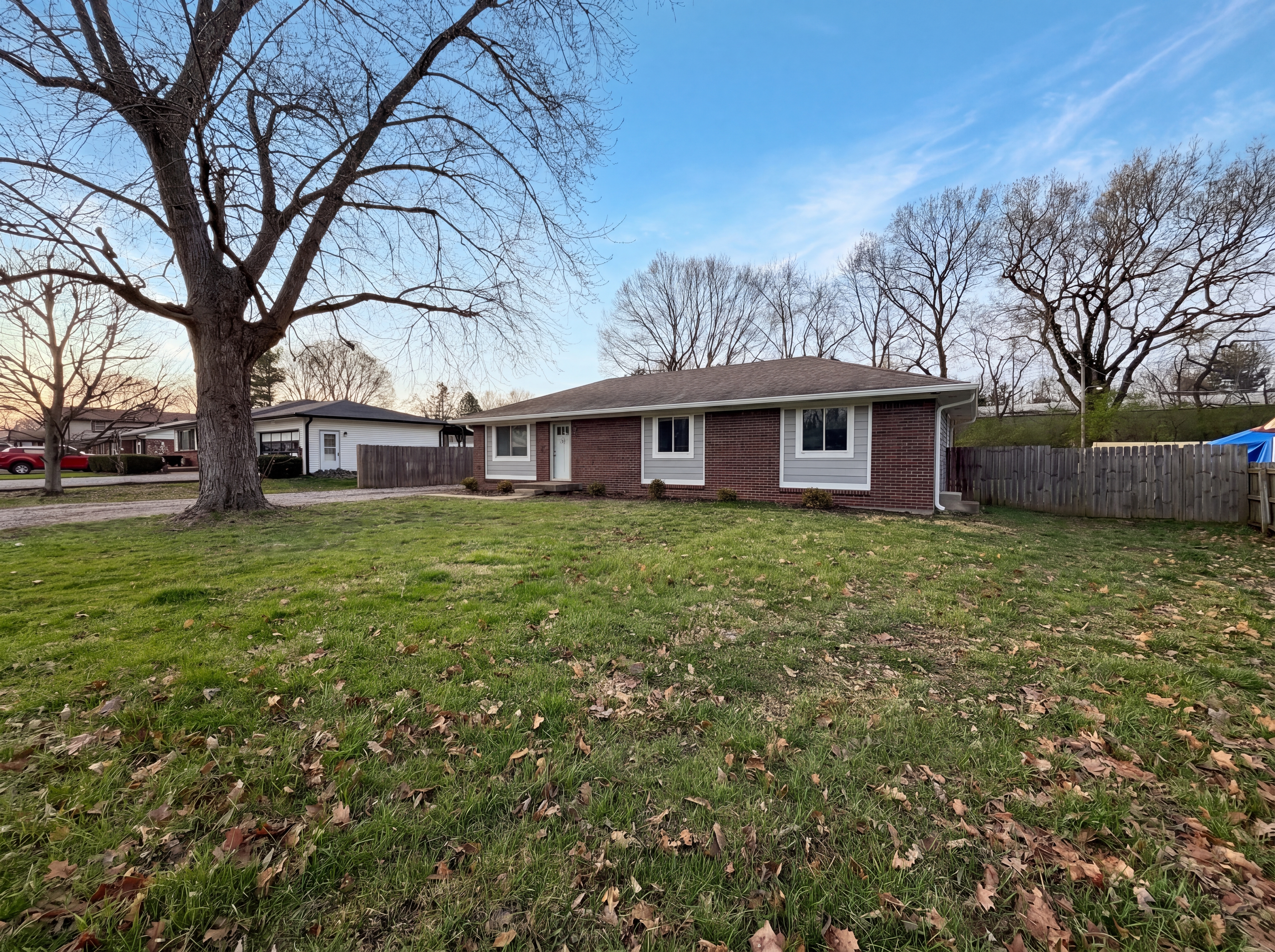 Photo 14 of 16 of 4663 W Runyon Lake Dr, Greenwood, IN