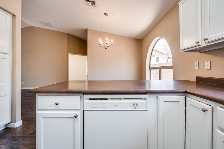 Photo 8 of 33 - 16156 W Latham St, Goodyear, AZ 85338