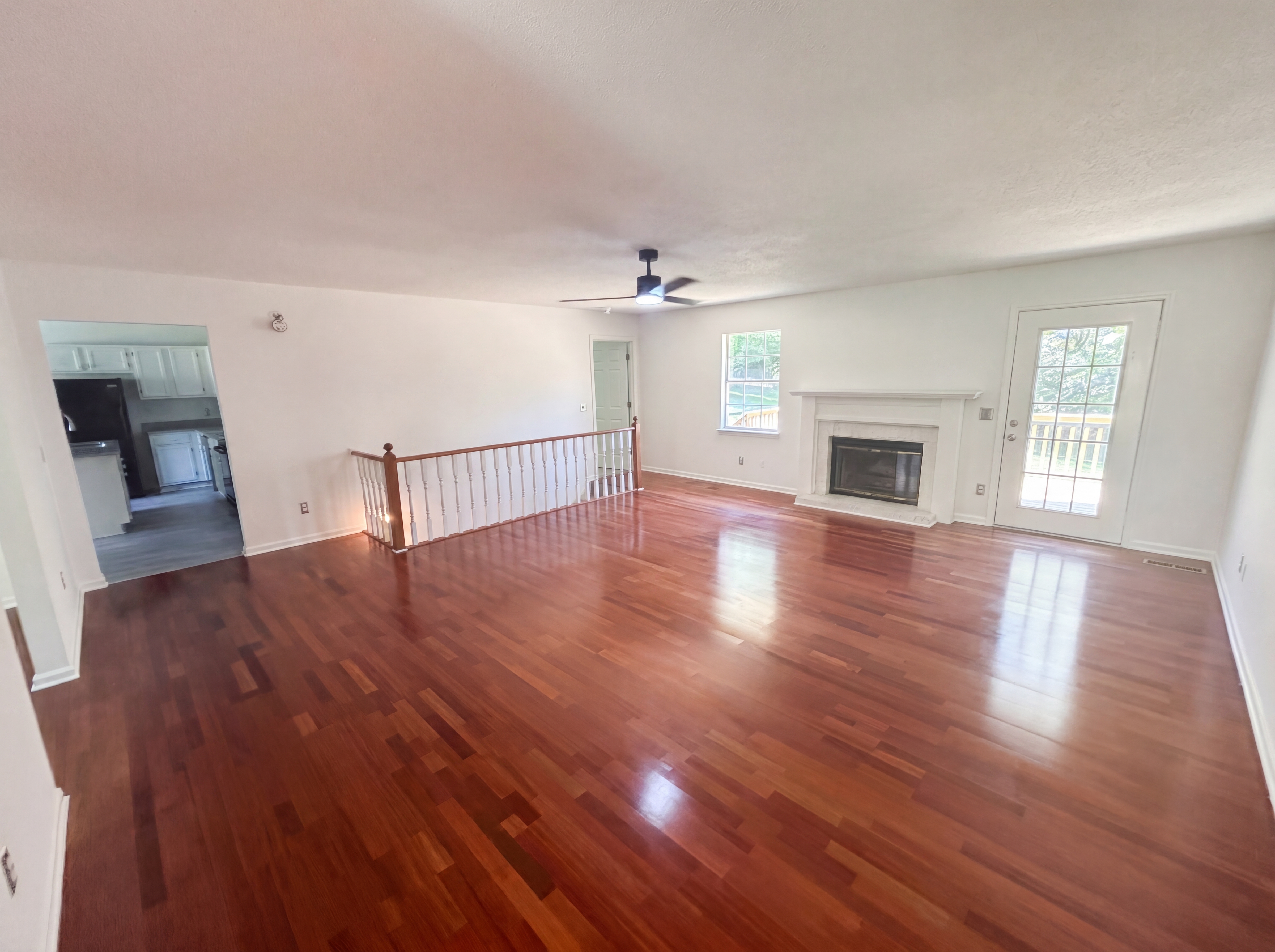 Photo 3 of 32 of 2307 Quail Nest Cir, Chattanooga, TN