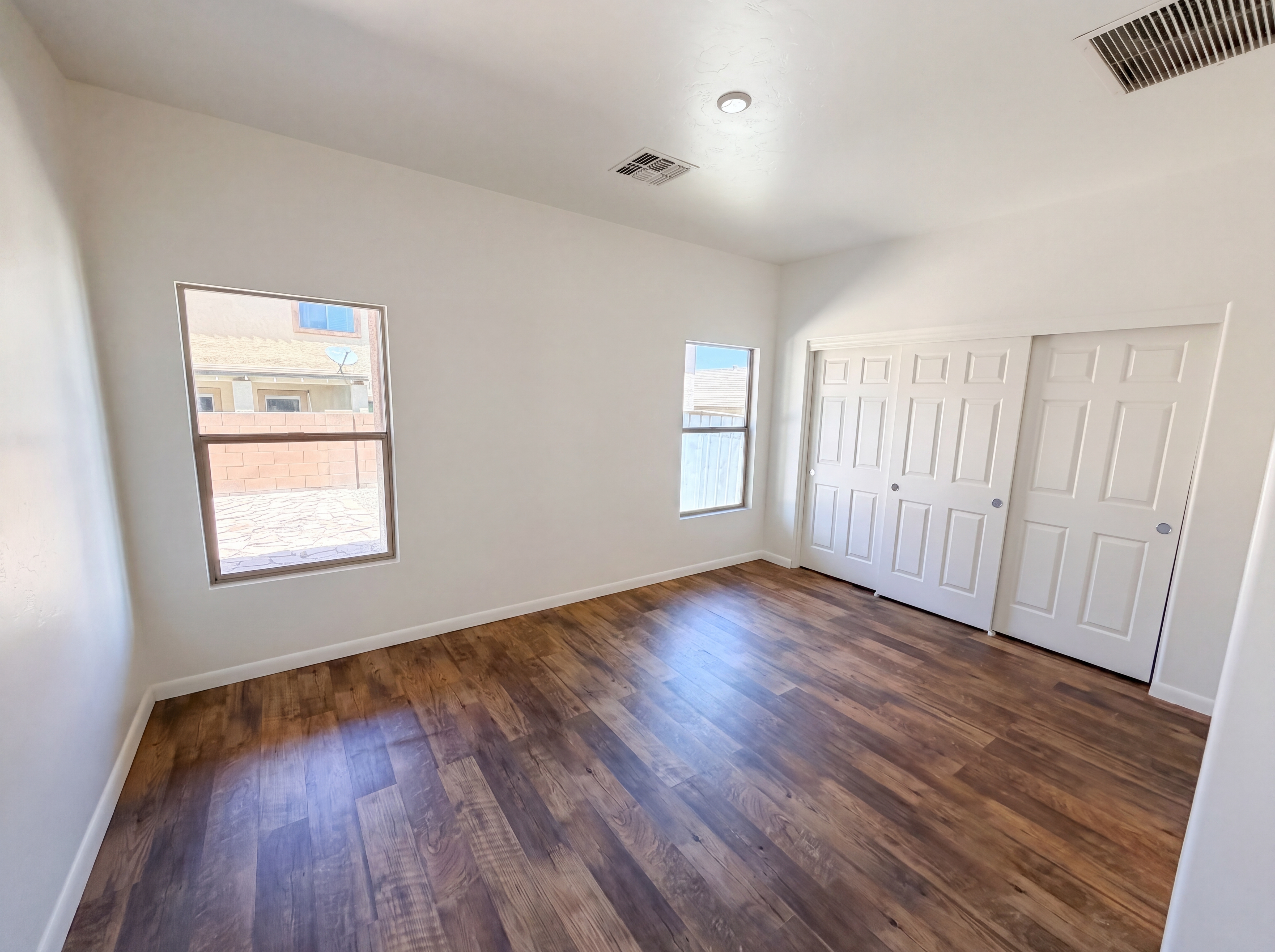 Photo 7 of 19 of 880 W Calle Valenciana, Sahuarita, AZ