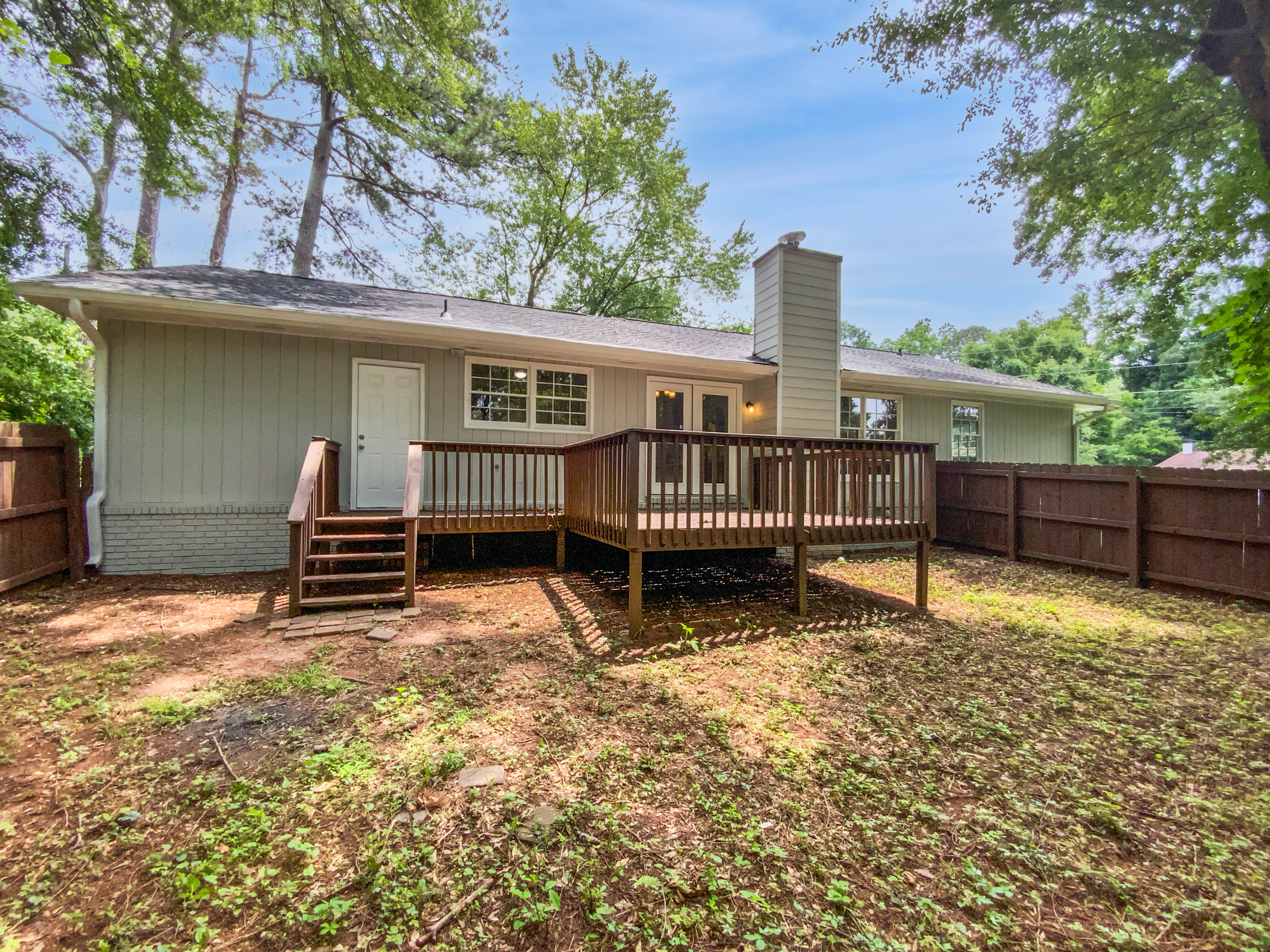 Photo 8 of 20 of 540 Stockwood Dr, Woodstock, GA
