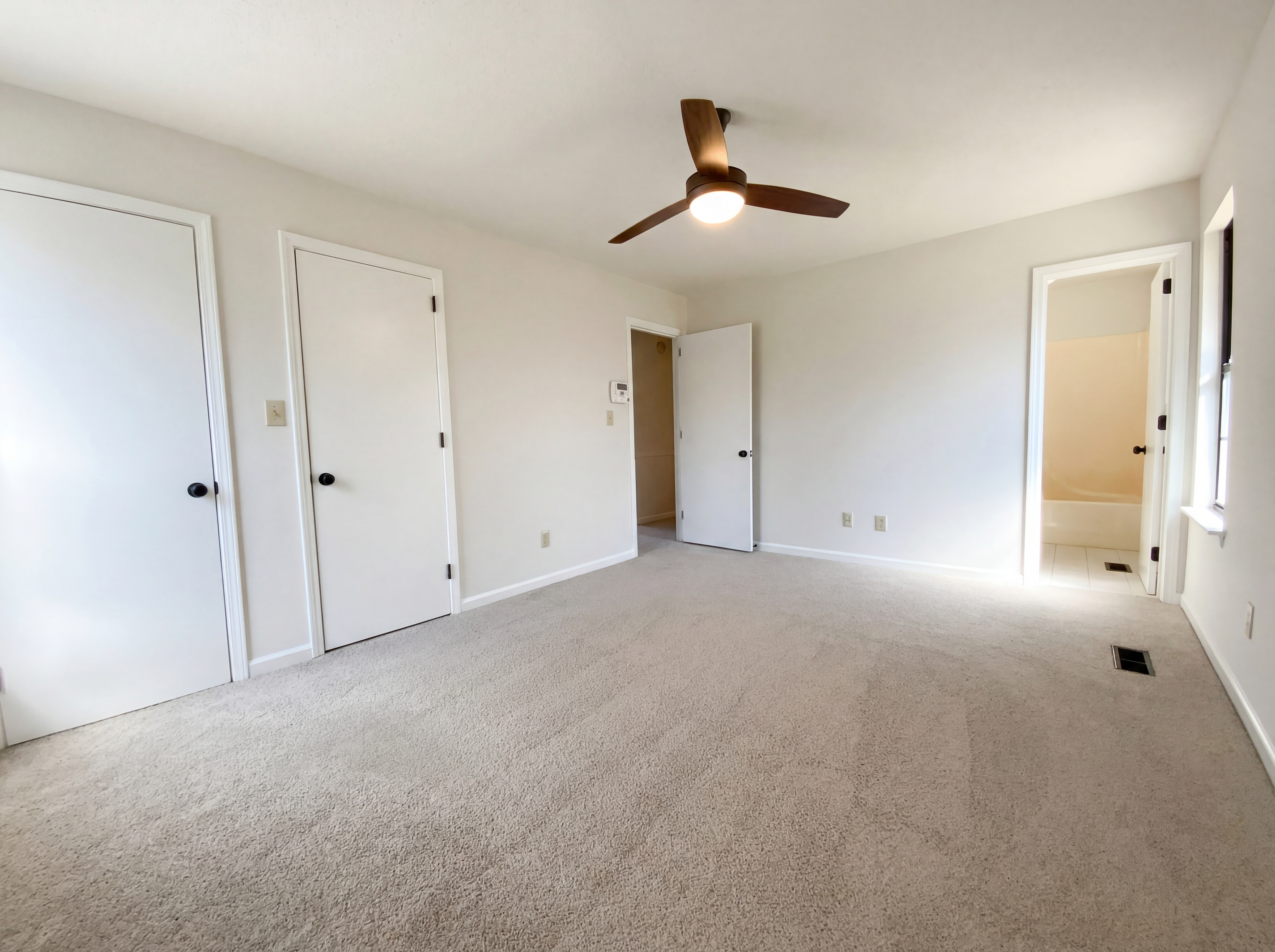 Photo 4 of 17 of 2271 Ashley Ln, Gardendale, AL