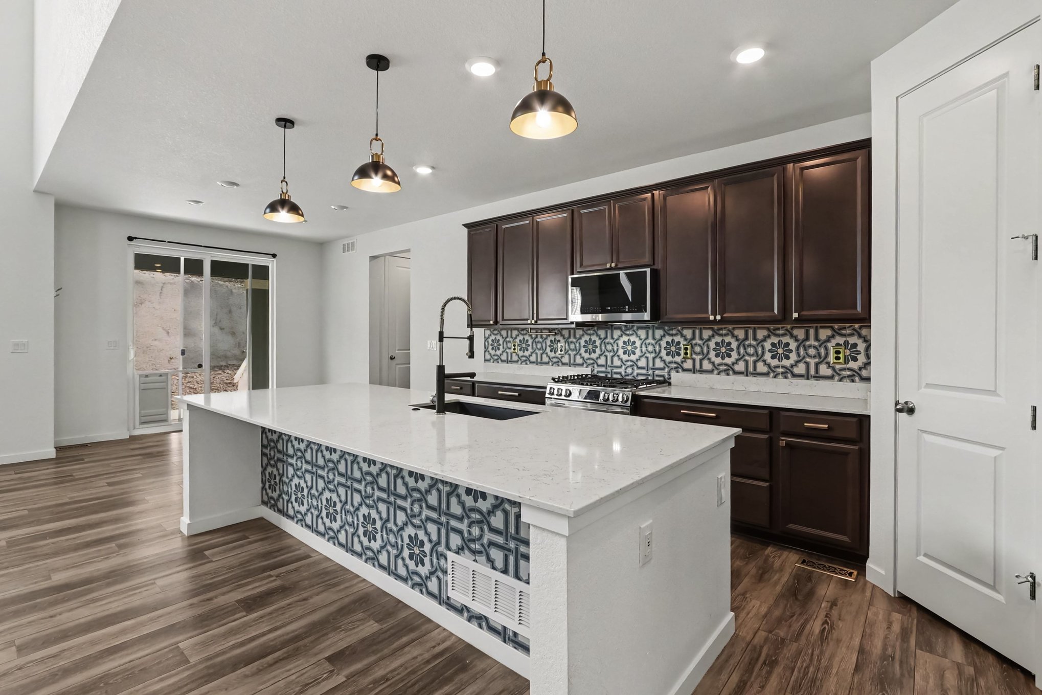 Photo 52 of 66 of 593 Columbia St, Johnstown, CO