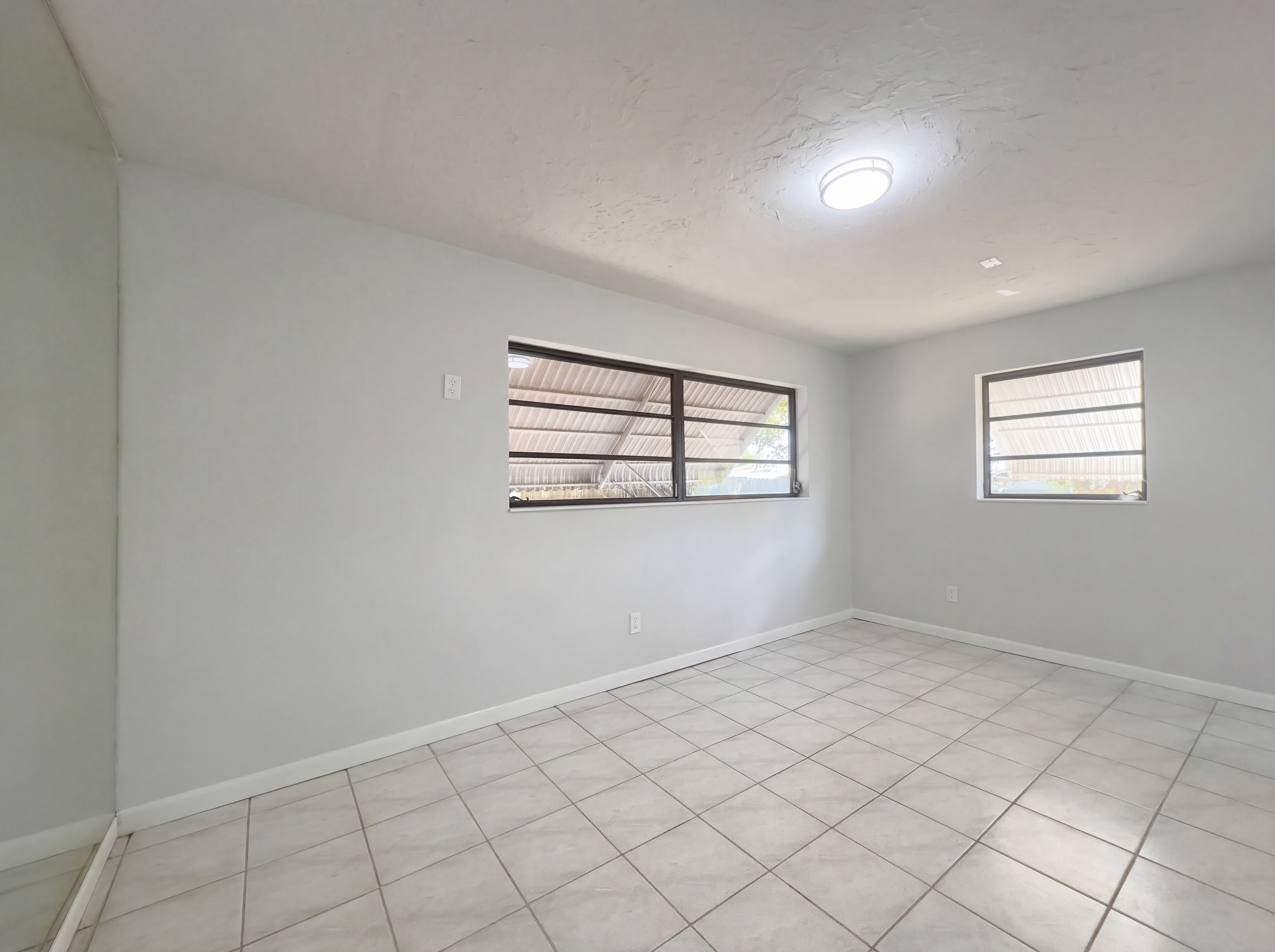 Photo 12 of 19 of 12230 SW 187th Ter, Miami, FL