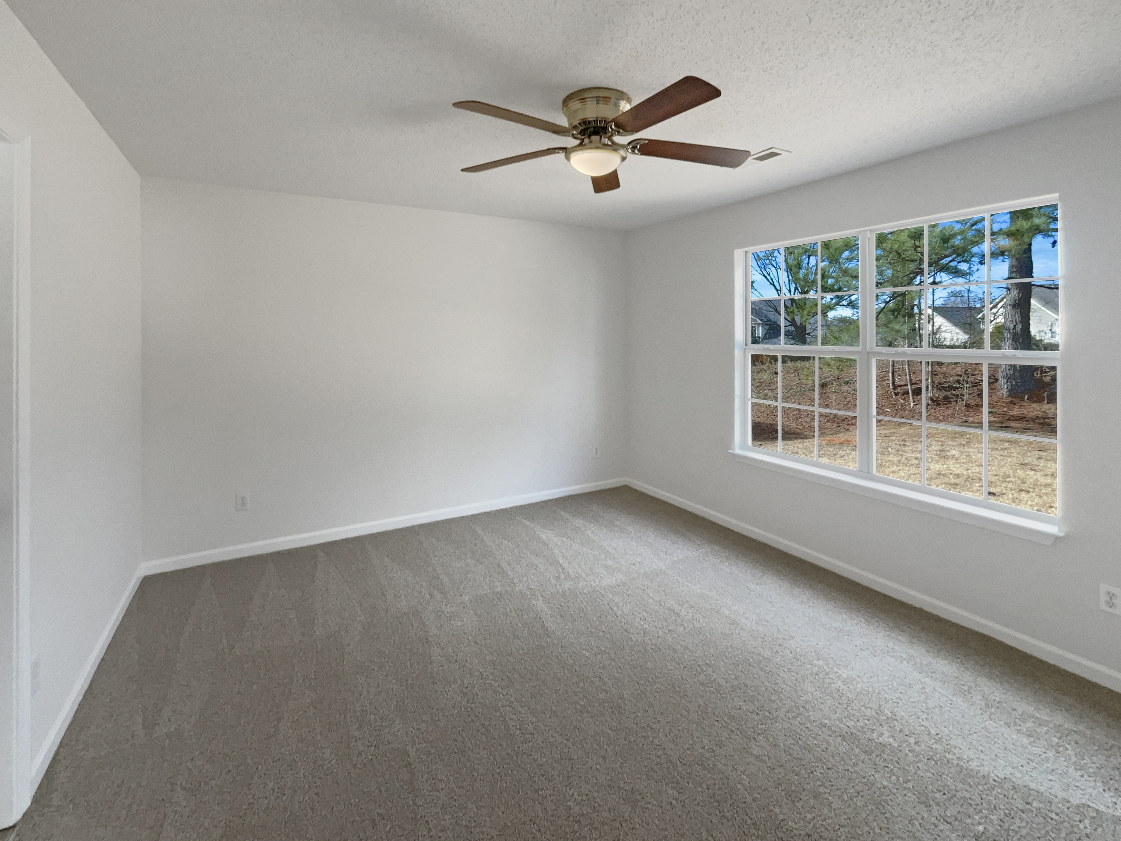 Photo 9 of 19 of 306 Revis Creek Ct, Simpsonville, SC