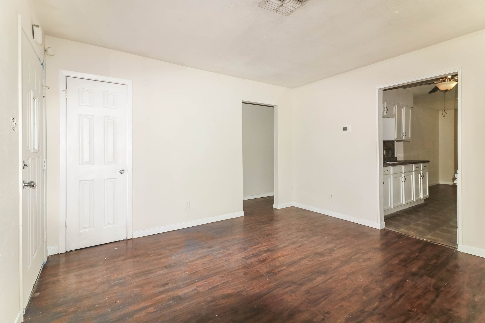 Photo 18 of 21 of 306 N Houston St, Aransas Pass, TX