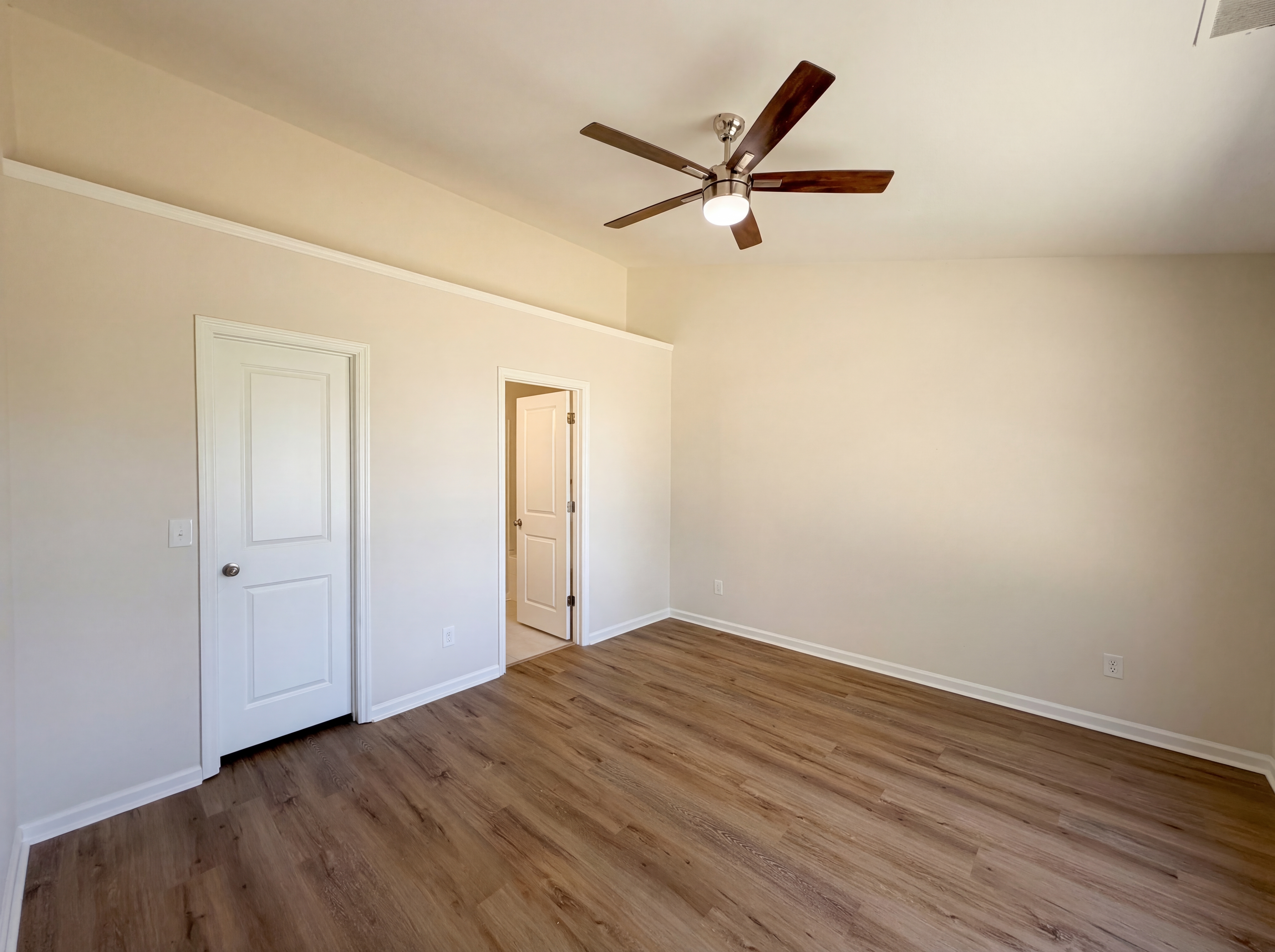 Photo 7 of 17 of 9794 Stockport Cir, Summerville, SC