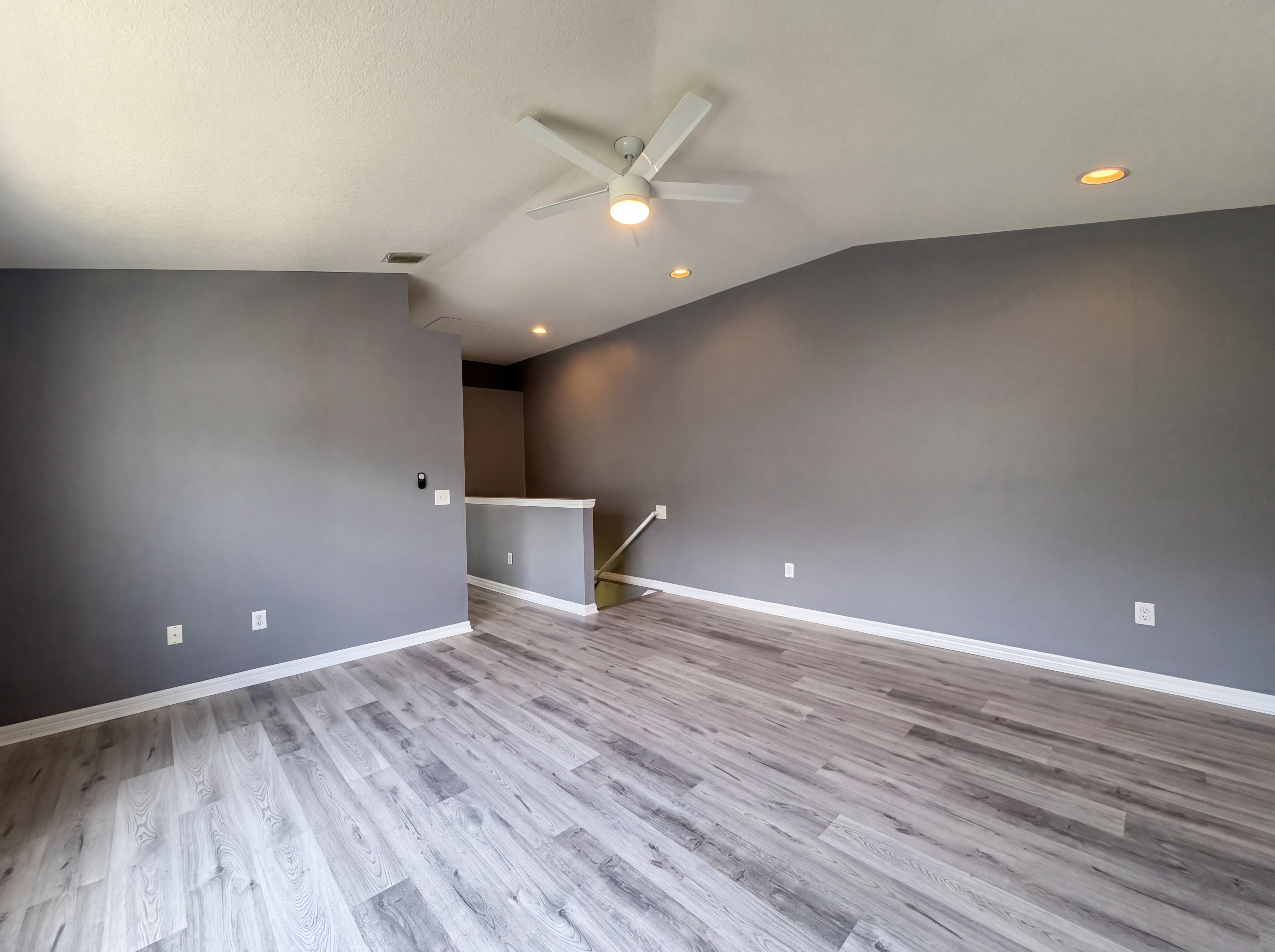 Photo 9 of 25 of 2614 Chelsea Manor Blvd, Brandon, FL