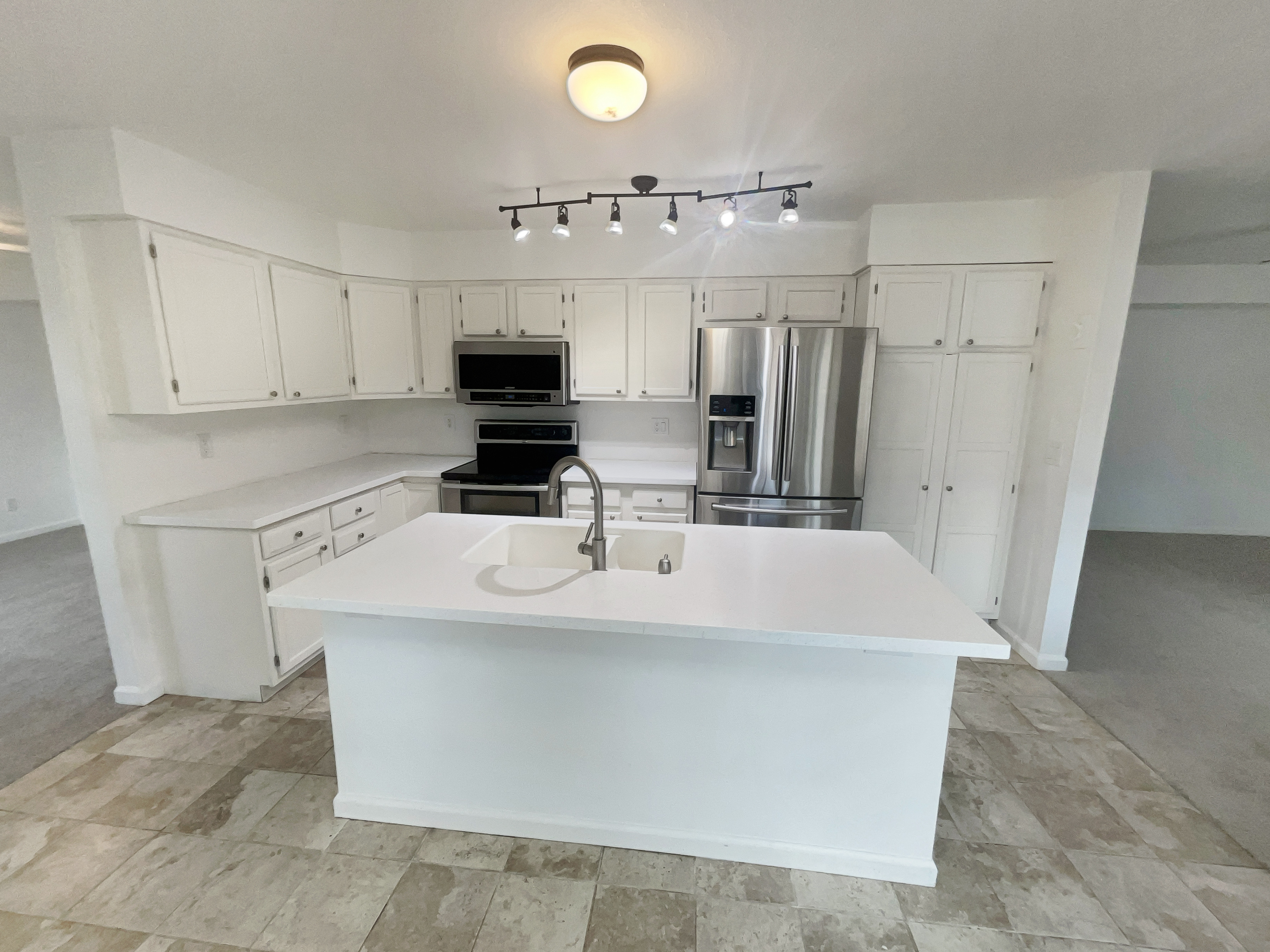 Photo 10 of 28 of 217 Corliss St, Colorado Springs, CO
