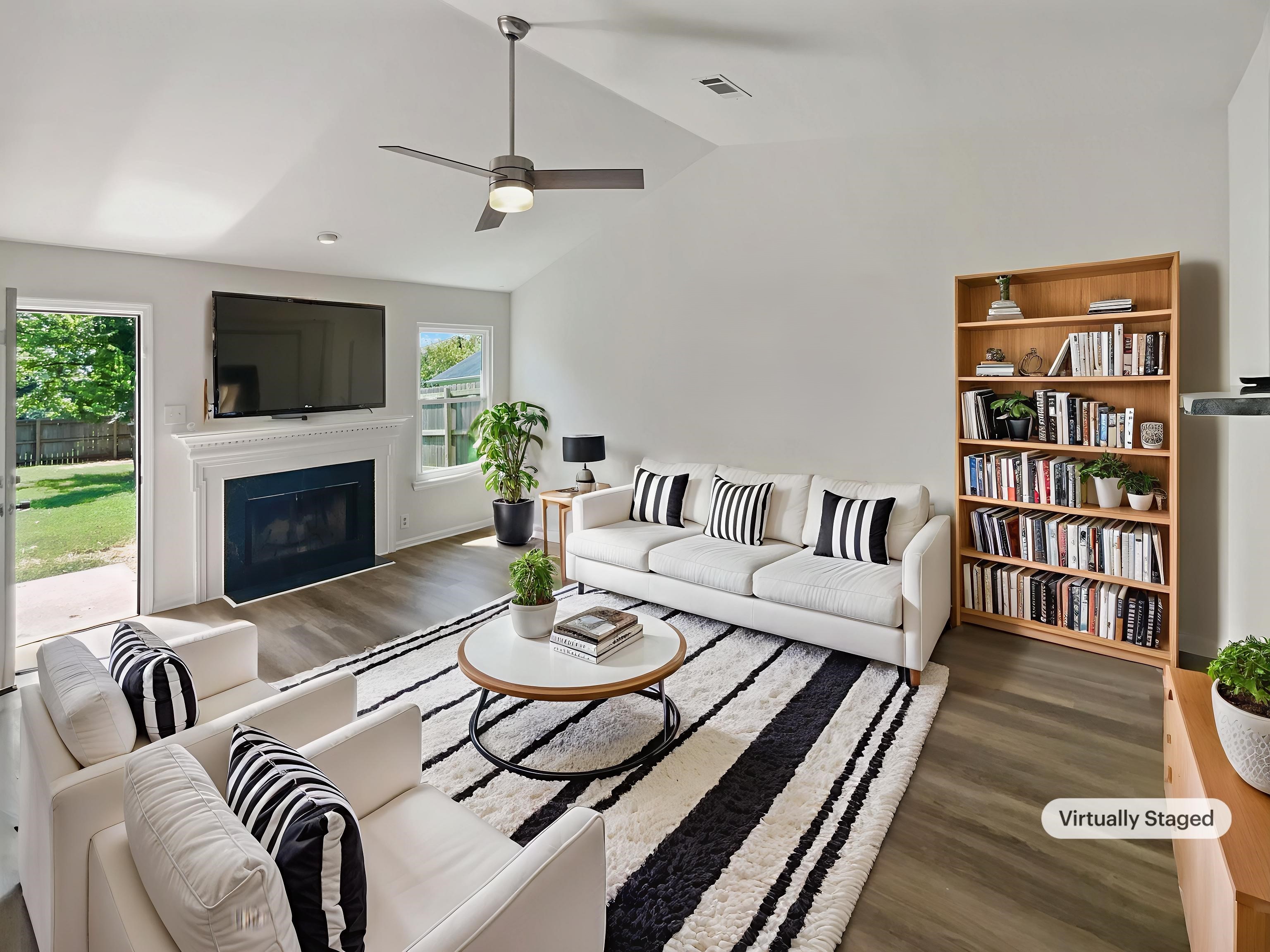 Photo 2 of 20 of 7513 W Winchester Dr, Antioch, TN