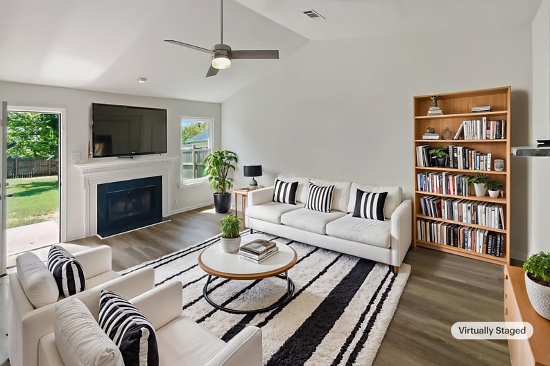 Property photo 2 of 7513 W Winchester Dr