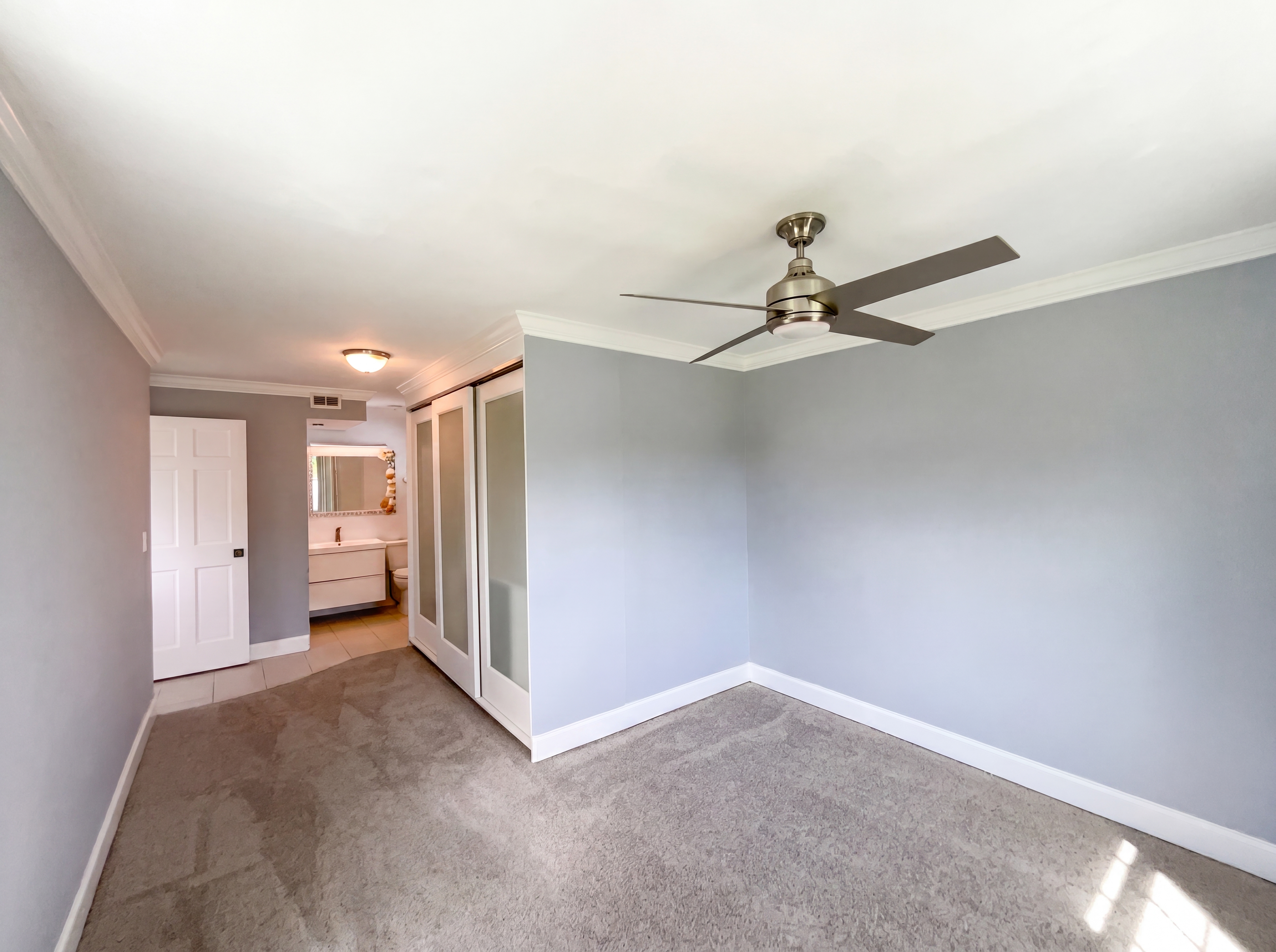 Photo 20 of 42 of 302 E Drury Ave, Kissimmee, FL