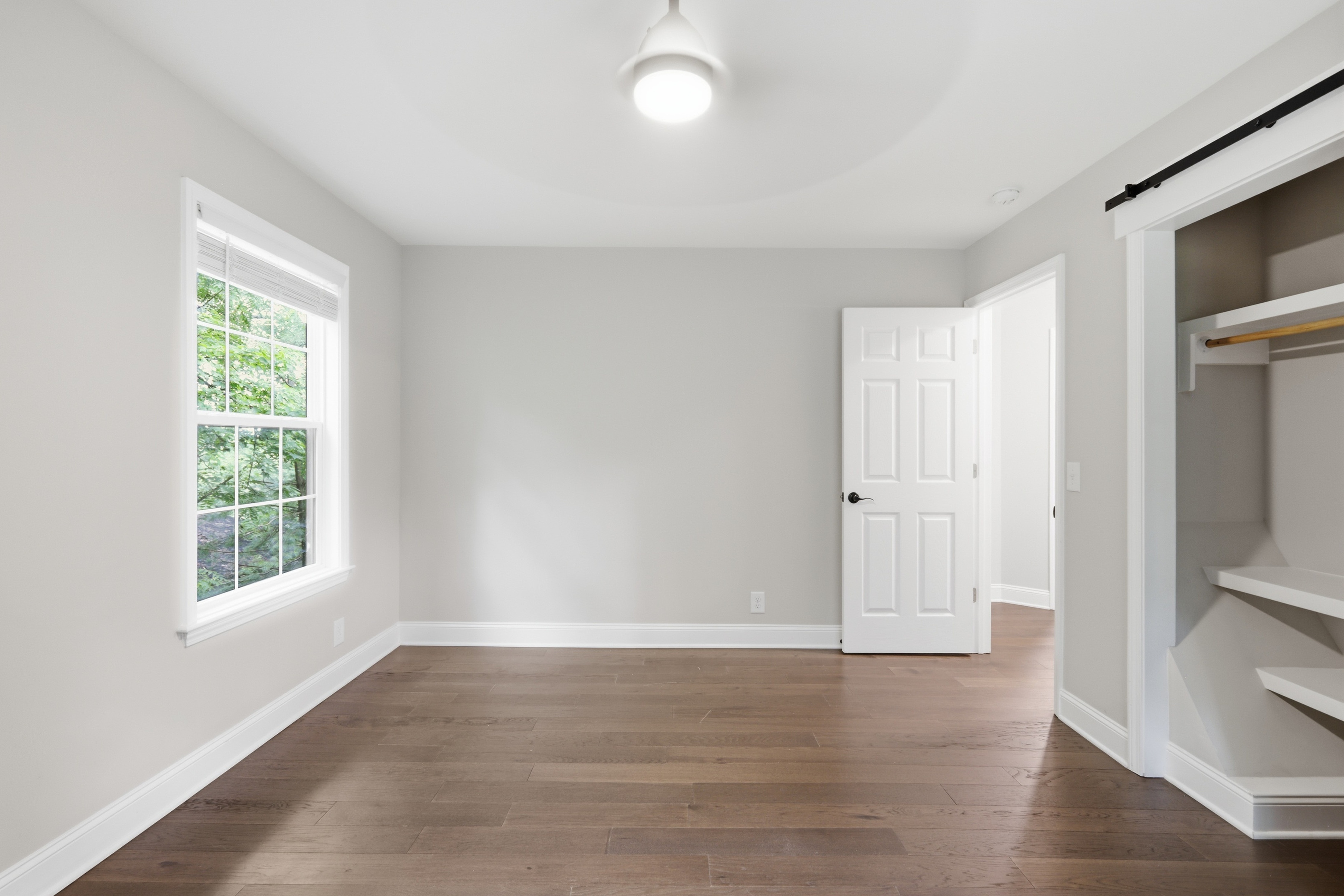 Photo 15 of 26 of 1145 Jacksons View Rd, Hermitage, TN