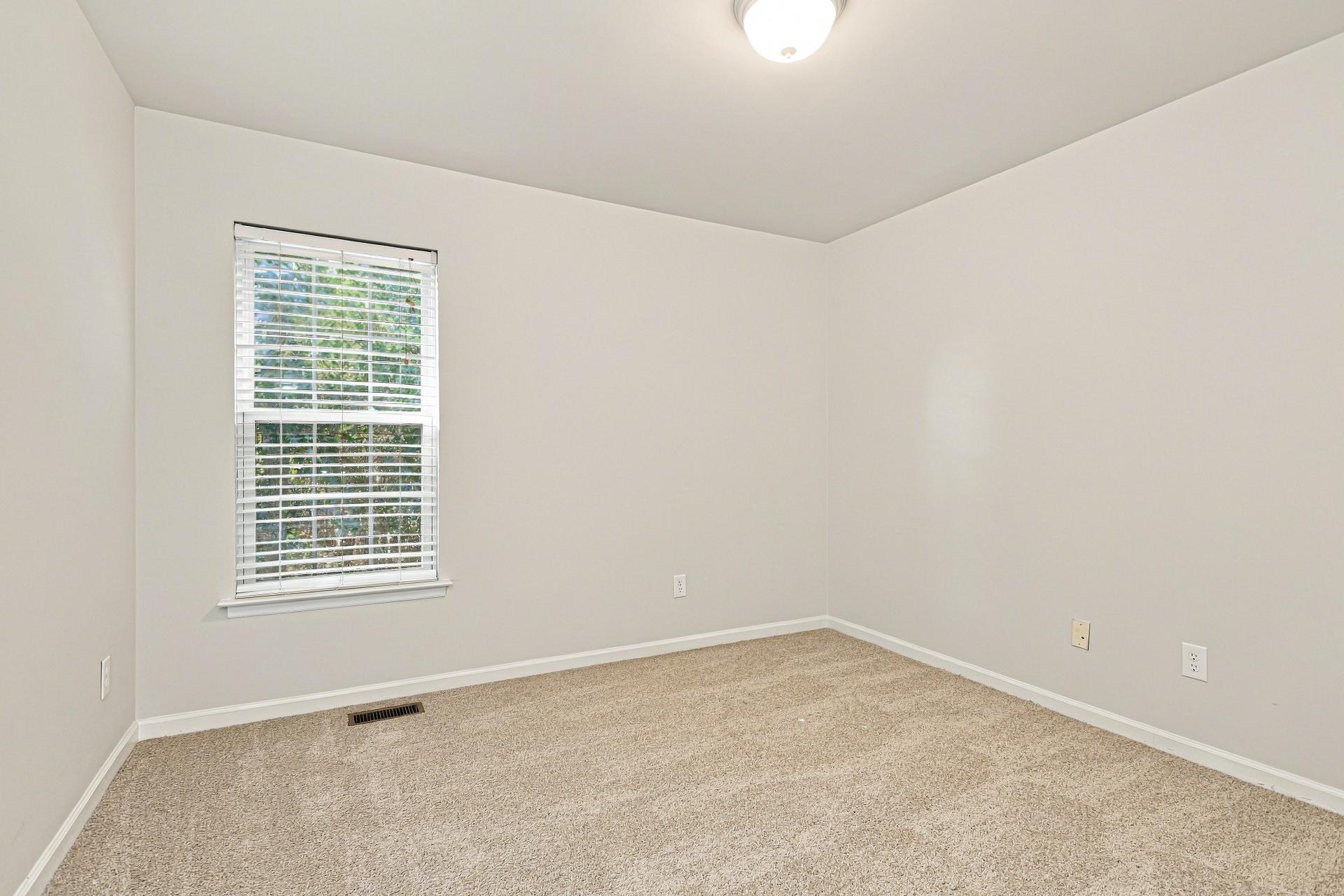 Photo 14 of 20 of 503 Plateau Dr, Greenville, NC
