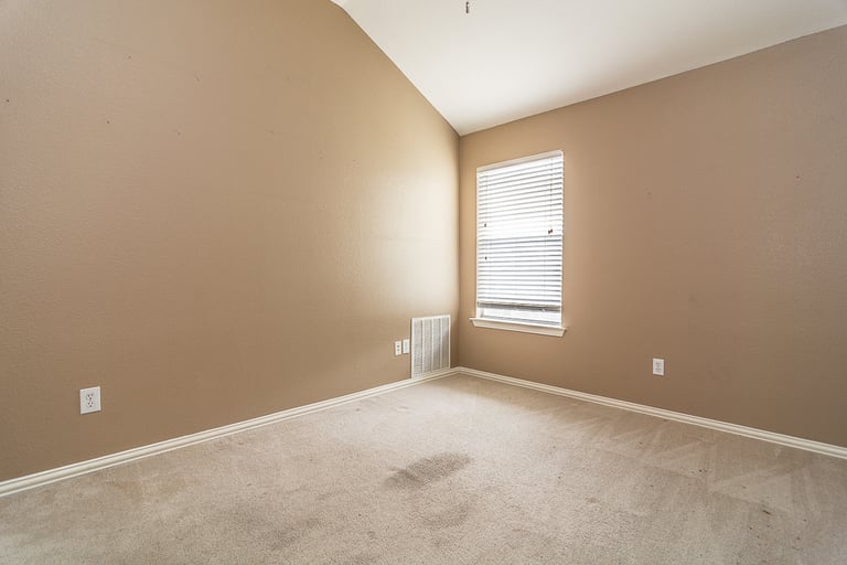 Photo 14 of 21 - 410 Stefhanie Dr, Celina, TX 75009