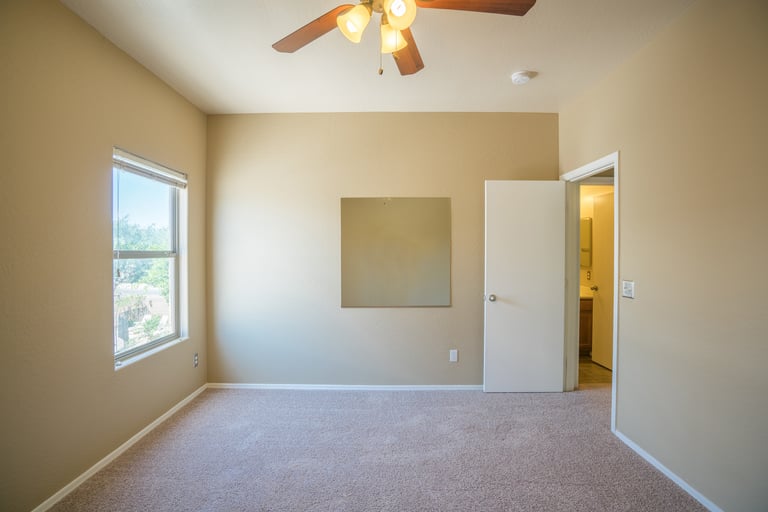 Photo 23 of 32 - 15422 N 170th Ln, Surprise, AZ 85388