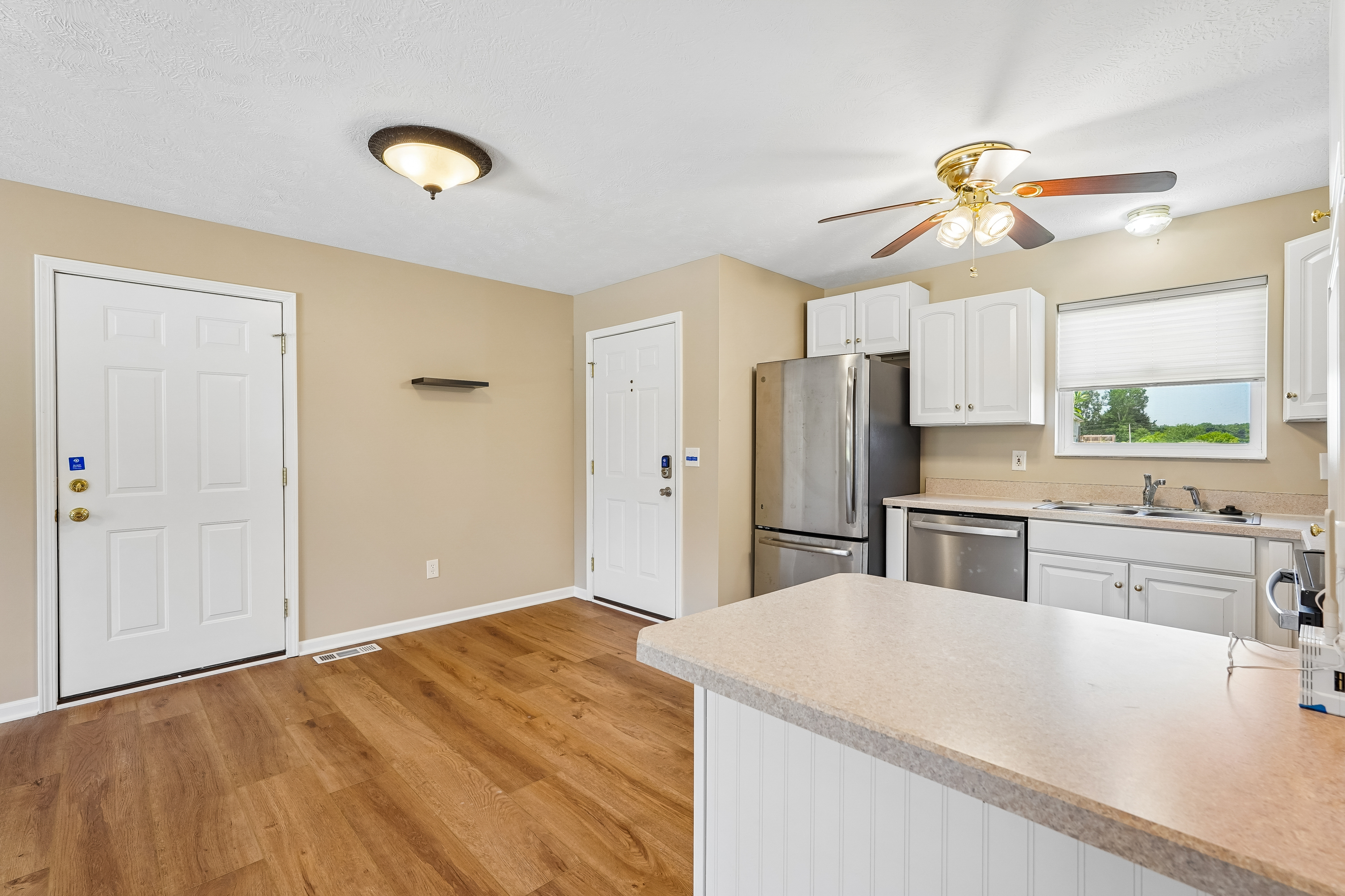 Photo 26 of 61 of 6400 Clark Rd, Sunbury, OH