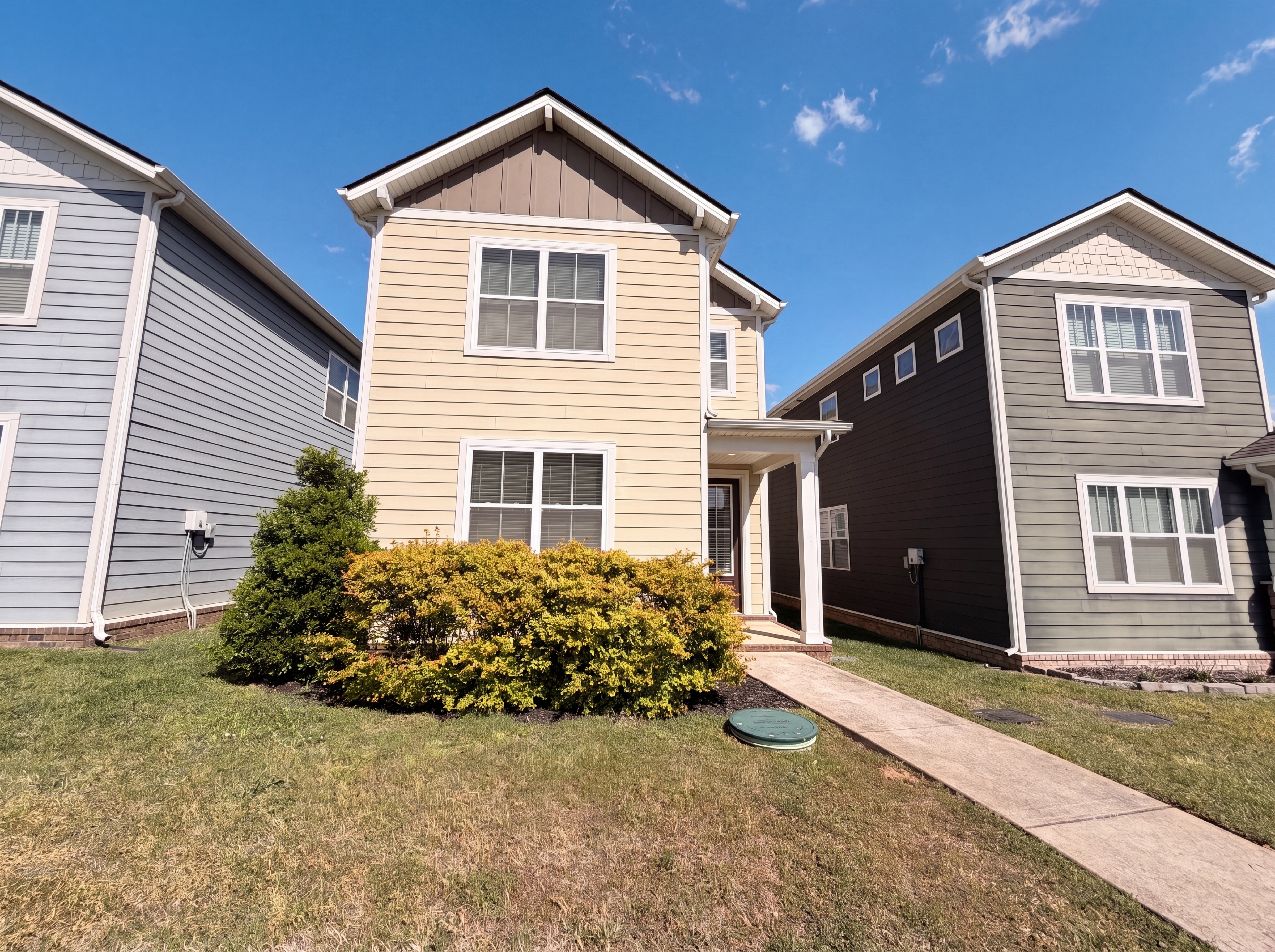 Photo 12 of 21 of 415 Prestige Ct, Pleasant View, TN