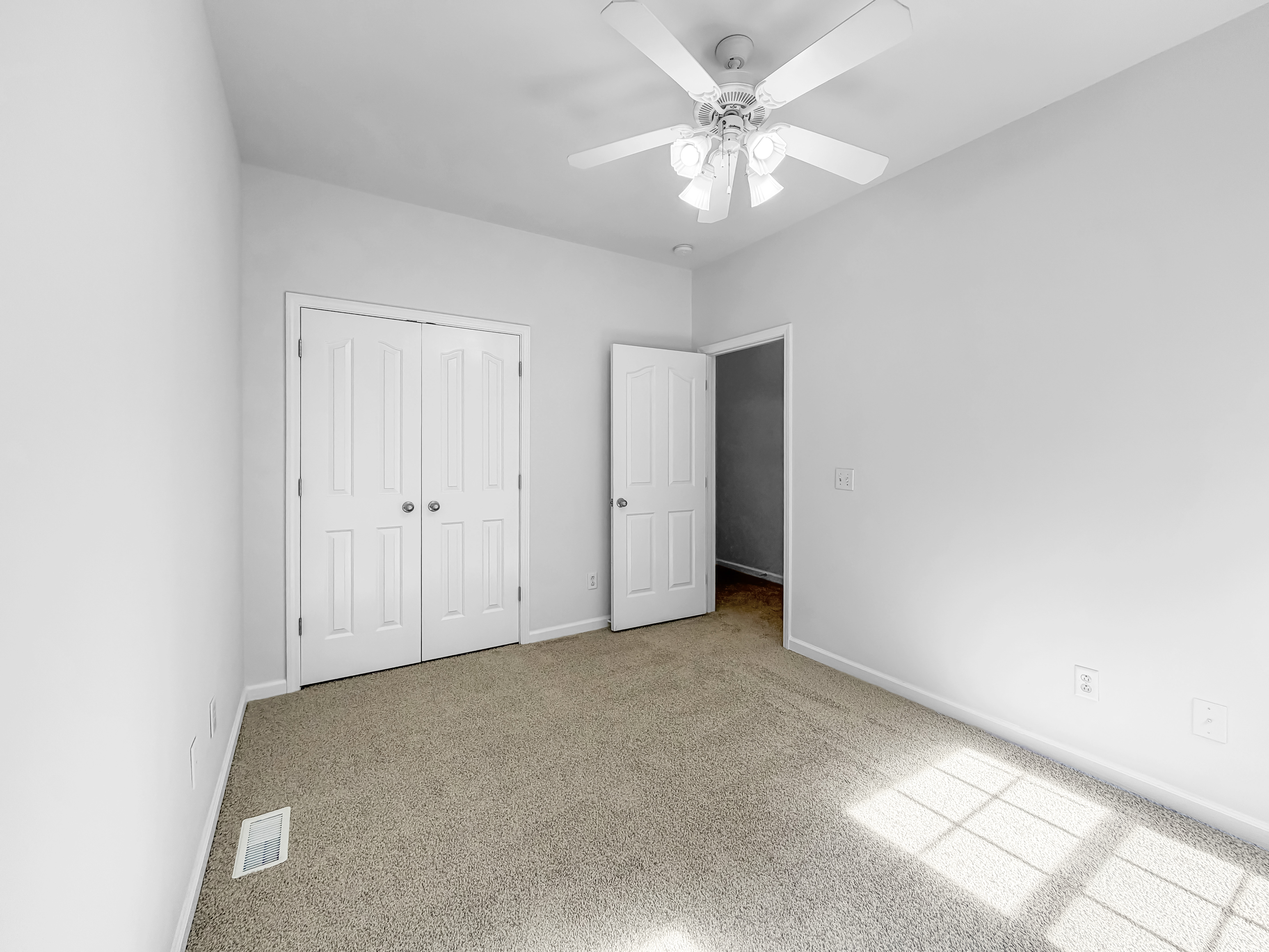 Photo 4 of 24 of 3227 Bilbrey Dr, Murfreesboro, TN