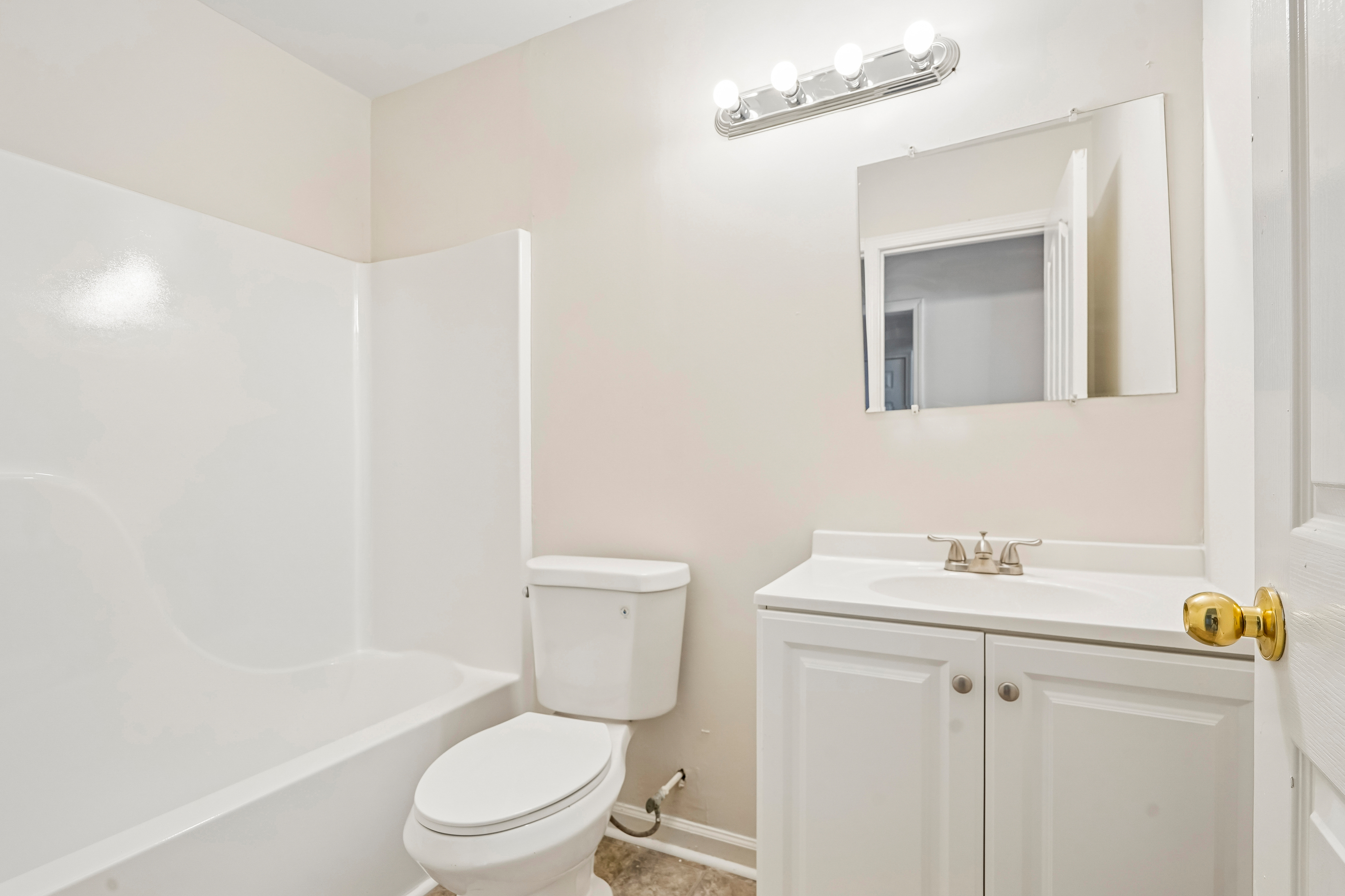 Photo 11 of 31 of 6550 Snowbird Ln, Douglasville, GA