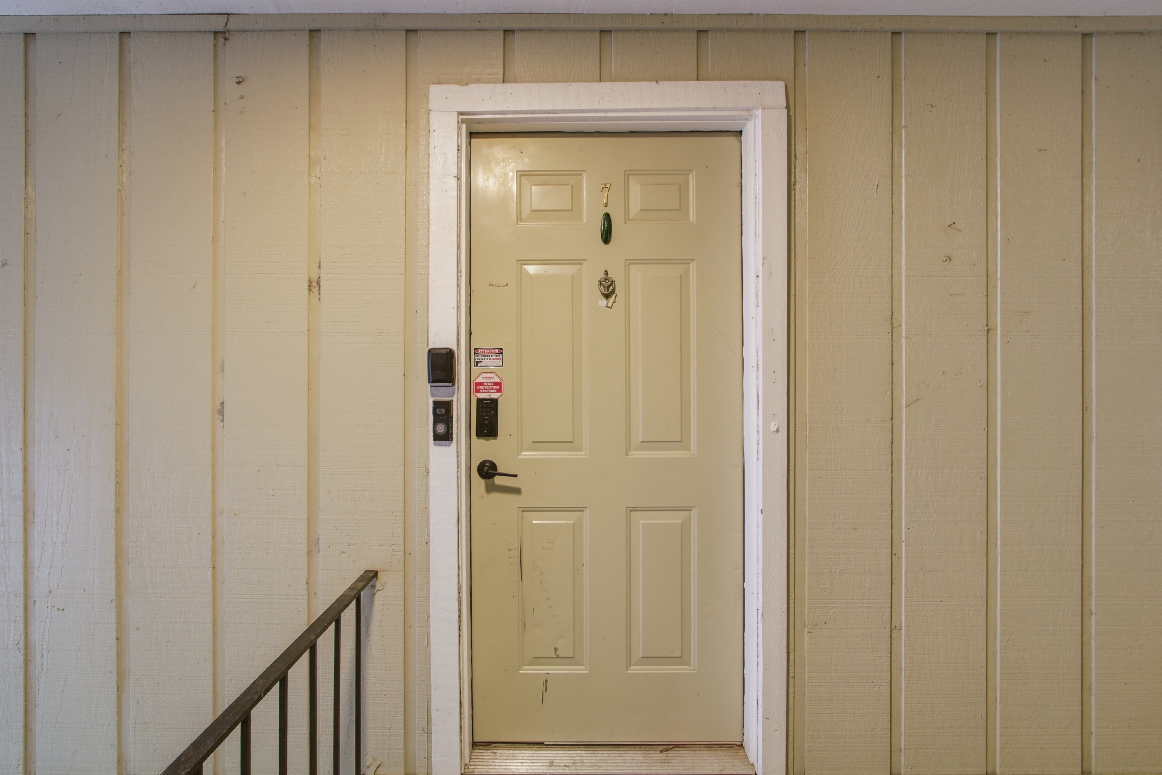 Photo 6 of 19 of 5145 Roswell Rd, Atlanta, GA