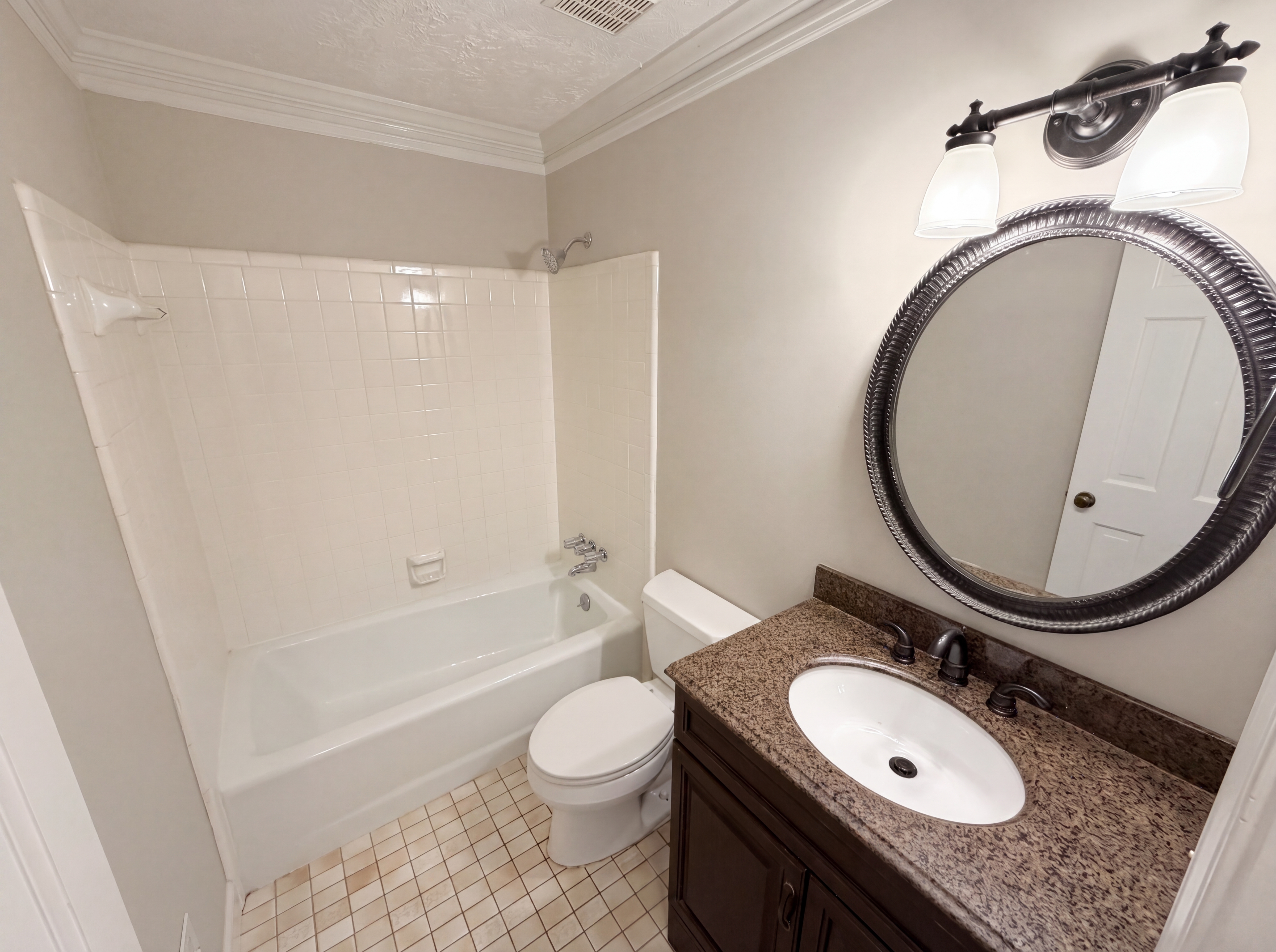 Photo 19 of 46 of 2360 Kimbrough Ct, Atlanta, GA